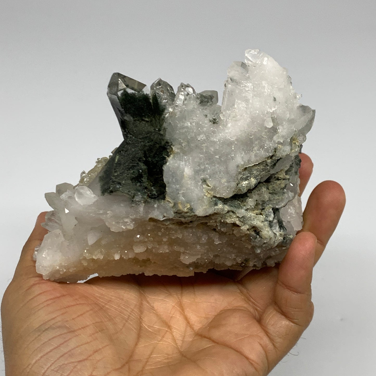 1.92 lbs, 6.7"x4.7"x3.6", Chlorine Quartz Crystal Mineral,Specimen Terminated,B2