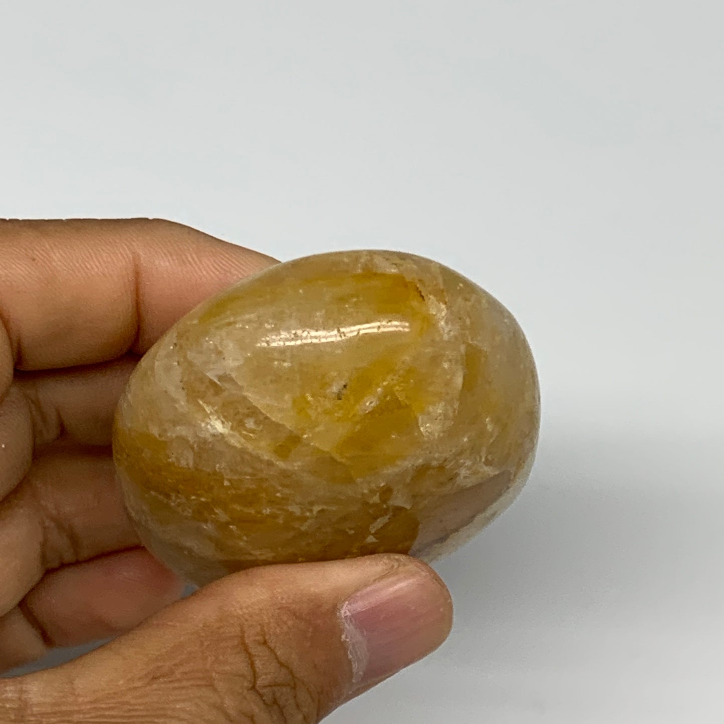 132.1g, 2.4"x1.9"x1.1" Natural Yellow Quartz Palm Stone Healing Quartz, B30819