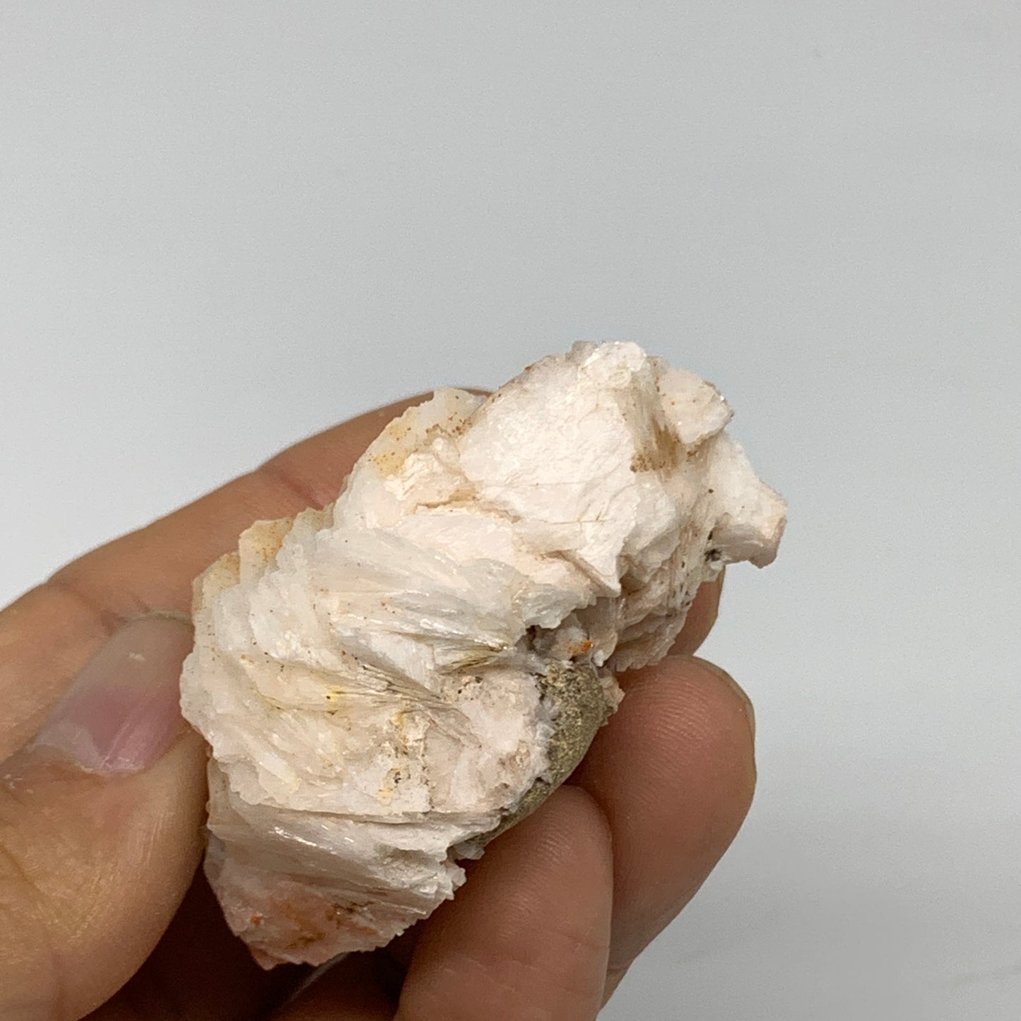 84.3g, 2.1"x1.6"x1.1", Natural Golden Barite Mineral Specimen @Morocco, B33586