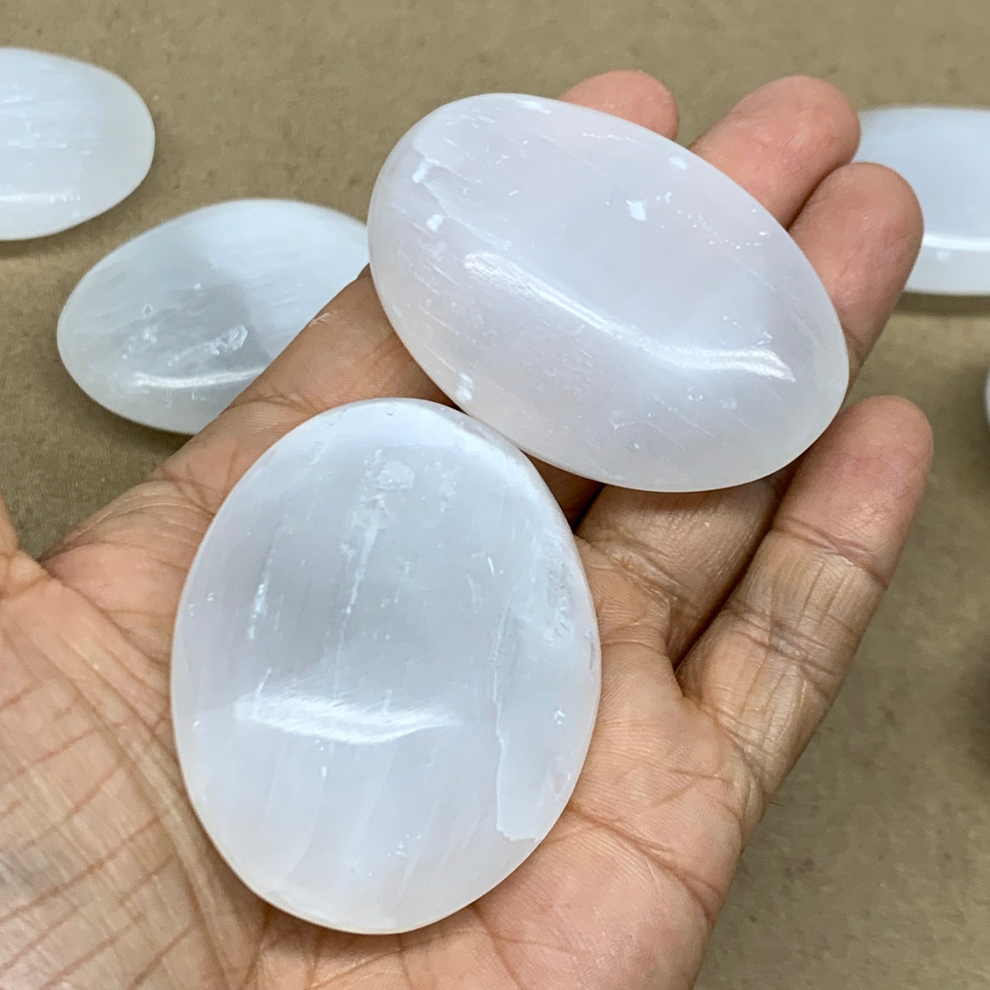 1pc, 2.2"x1.6"x0.7", White Selenite Palmstone Crystal Pillow Reiki, B36289