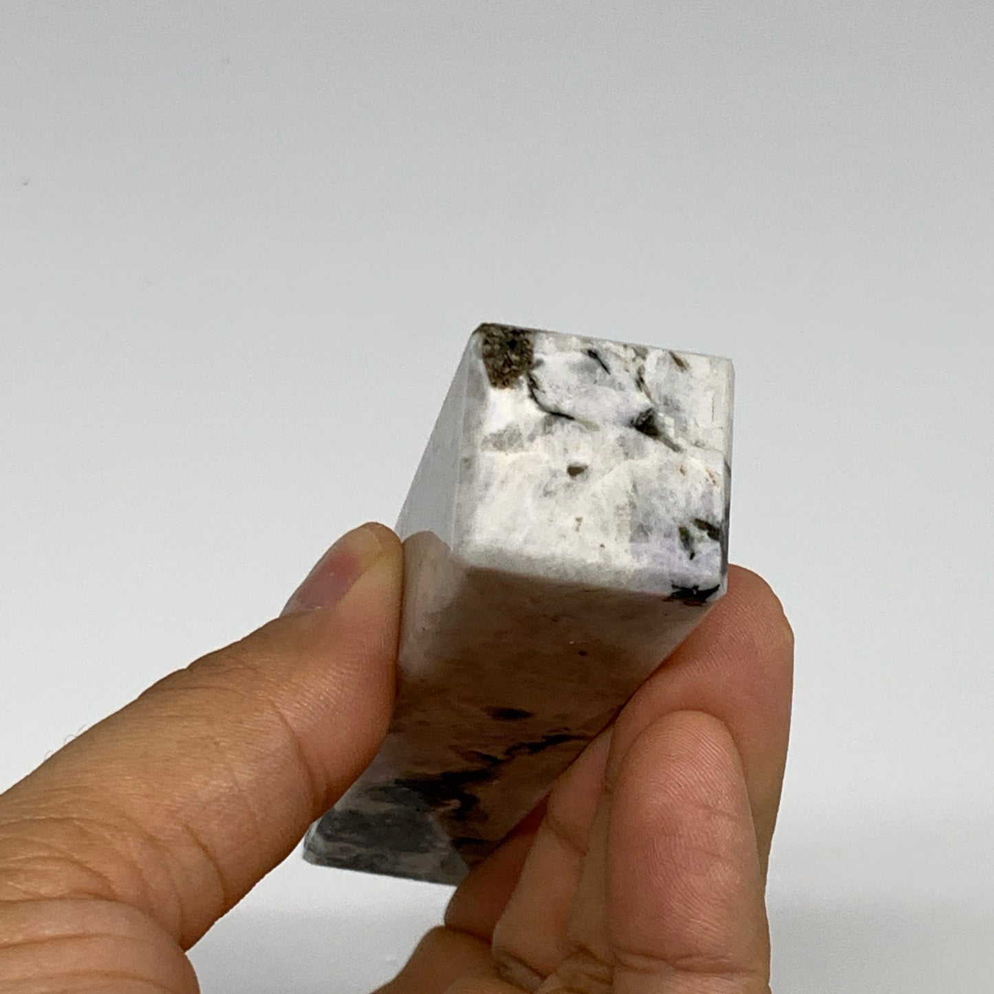 110.5g, 3.9"x0.9"x0.9" Rainbow Moonstone Tower Obelisk Point Crystal @India,B292