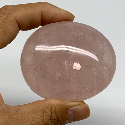 132.6g , 2.4"x2"x1.2", Natural Pink Rose Quartz Palm-stone Crystal, B37249