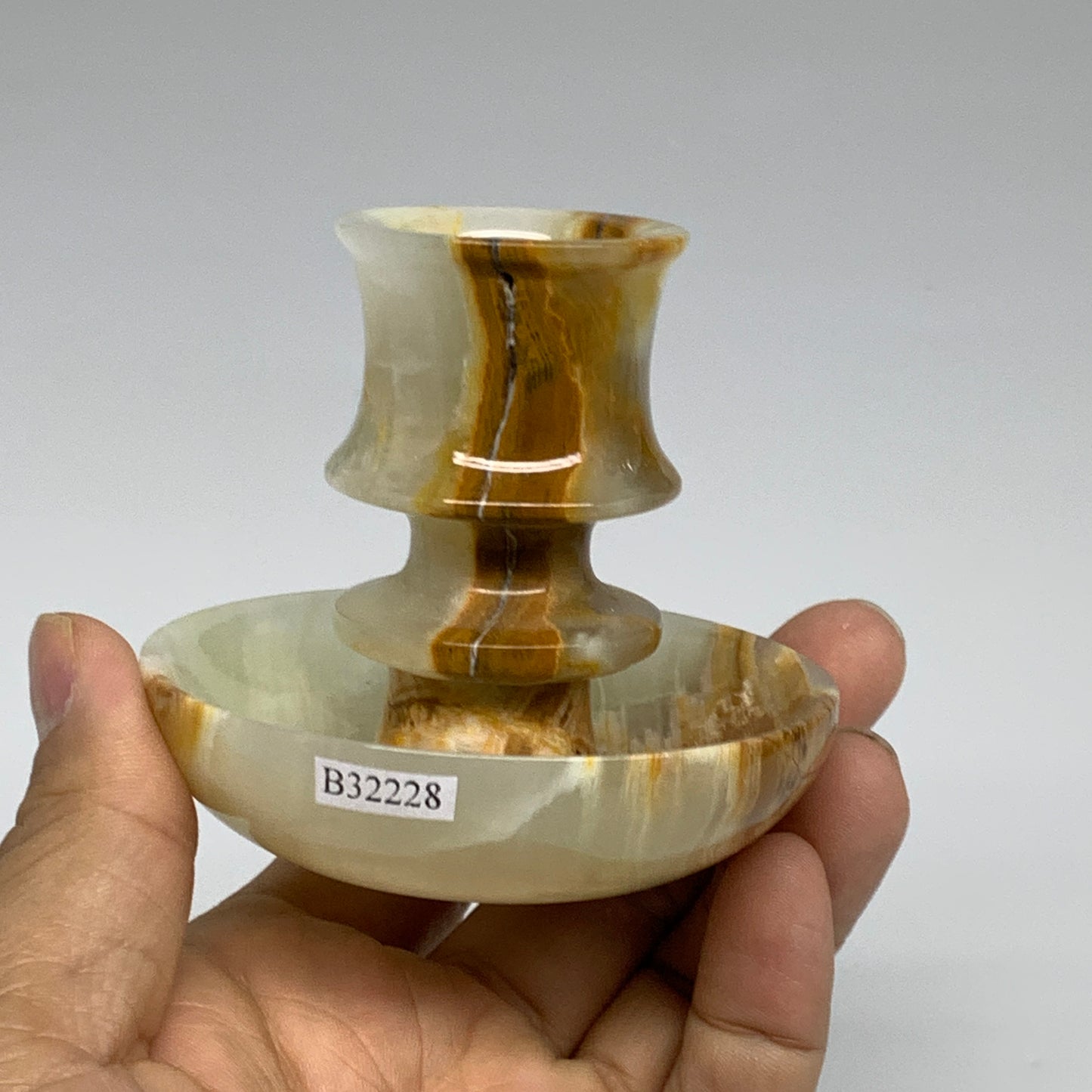 186g, 2.6"x1.4"x2.9", Natural Green Onyx Candle Holder Gemstone Carved, B32228