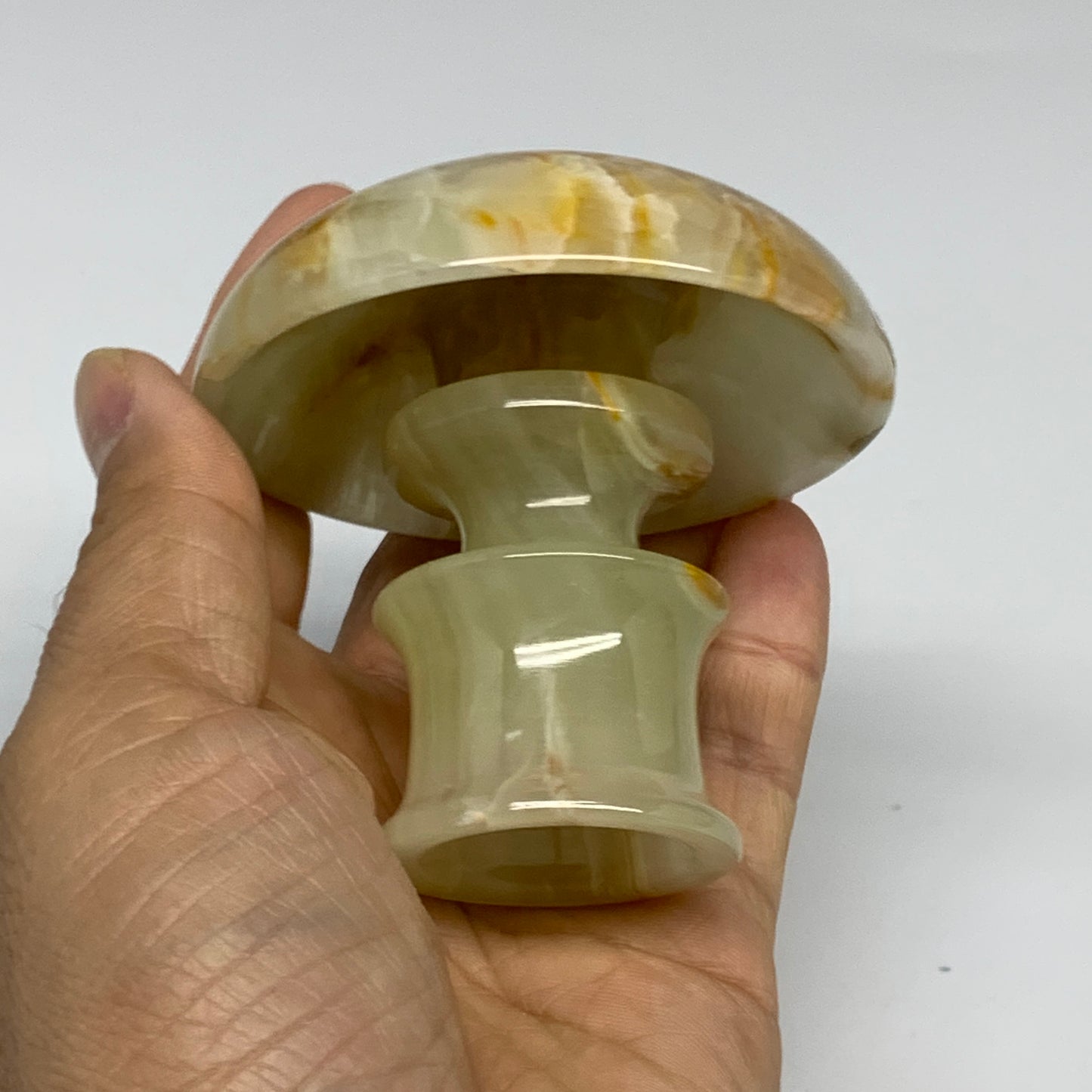 194g, 2.6"x1.4"x2.9", Natural Green Onyx Candle Holder Gemstone Carved, B32230