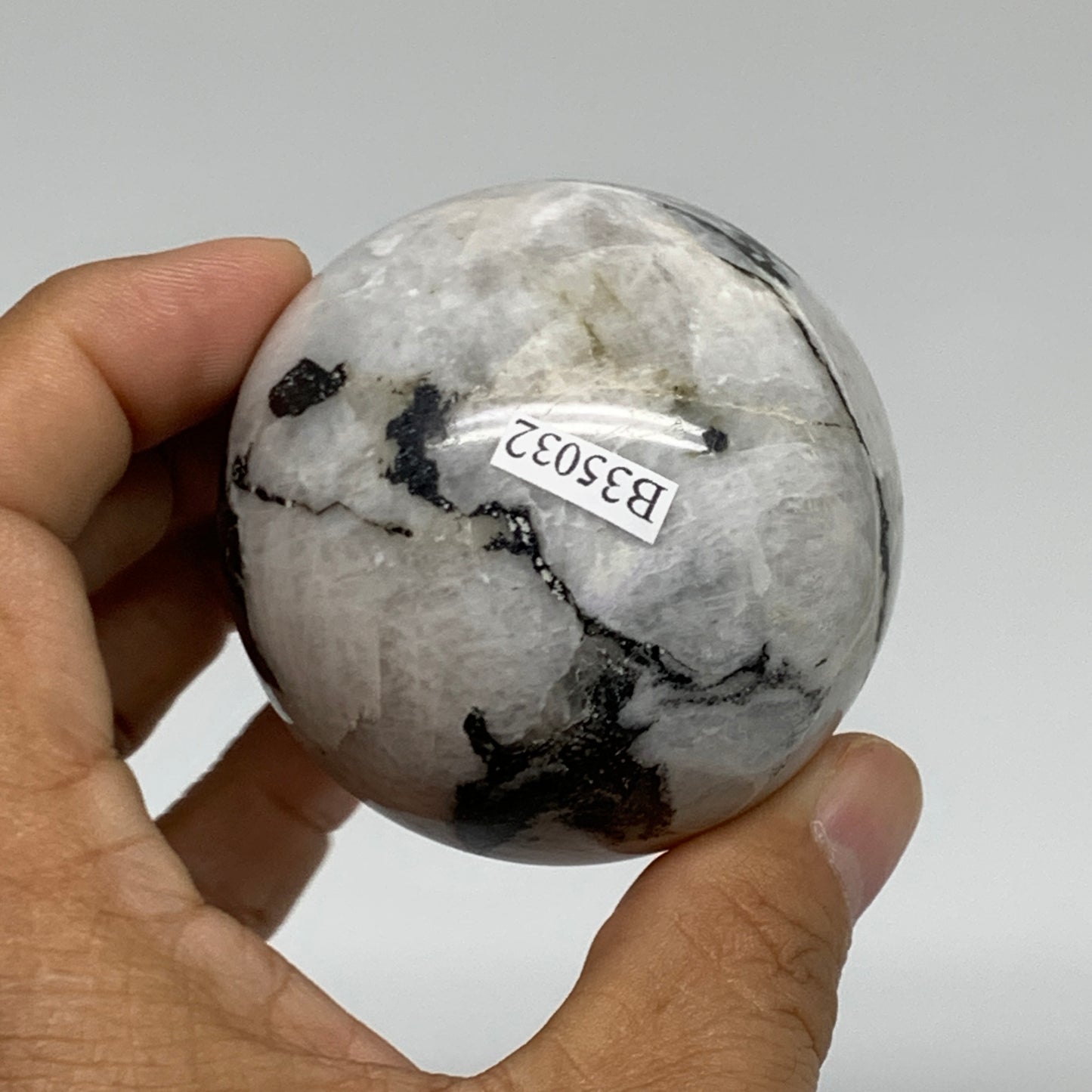 251.5g, 2.3"(57mm), Natural Rainbow Moonstone Sphere Ball Gemstone, B35032