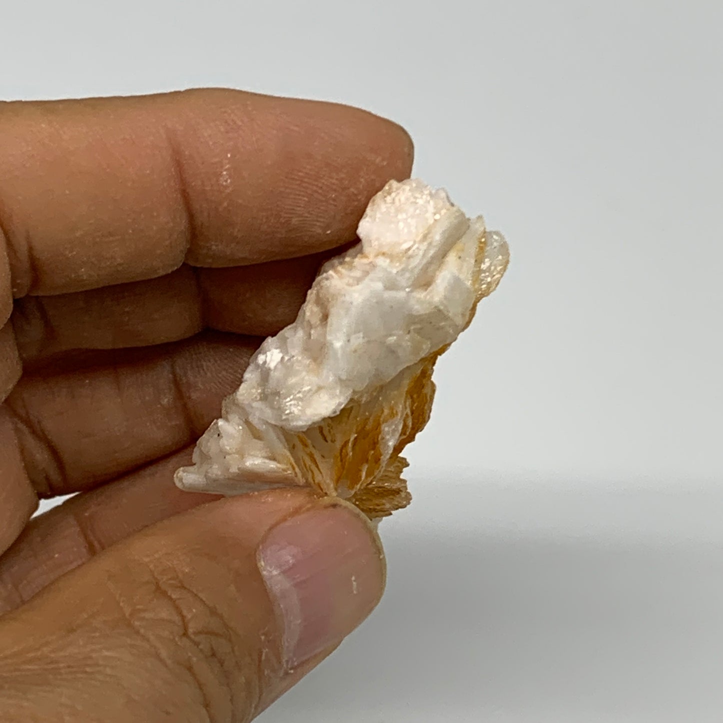 34.7g, 2.1"x1.2x0.7", Natural Golden Barite Mineral Specimen @Morocco, B33599