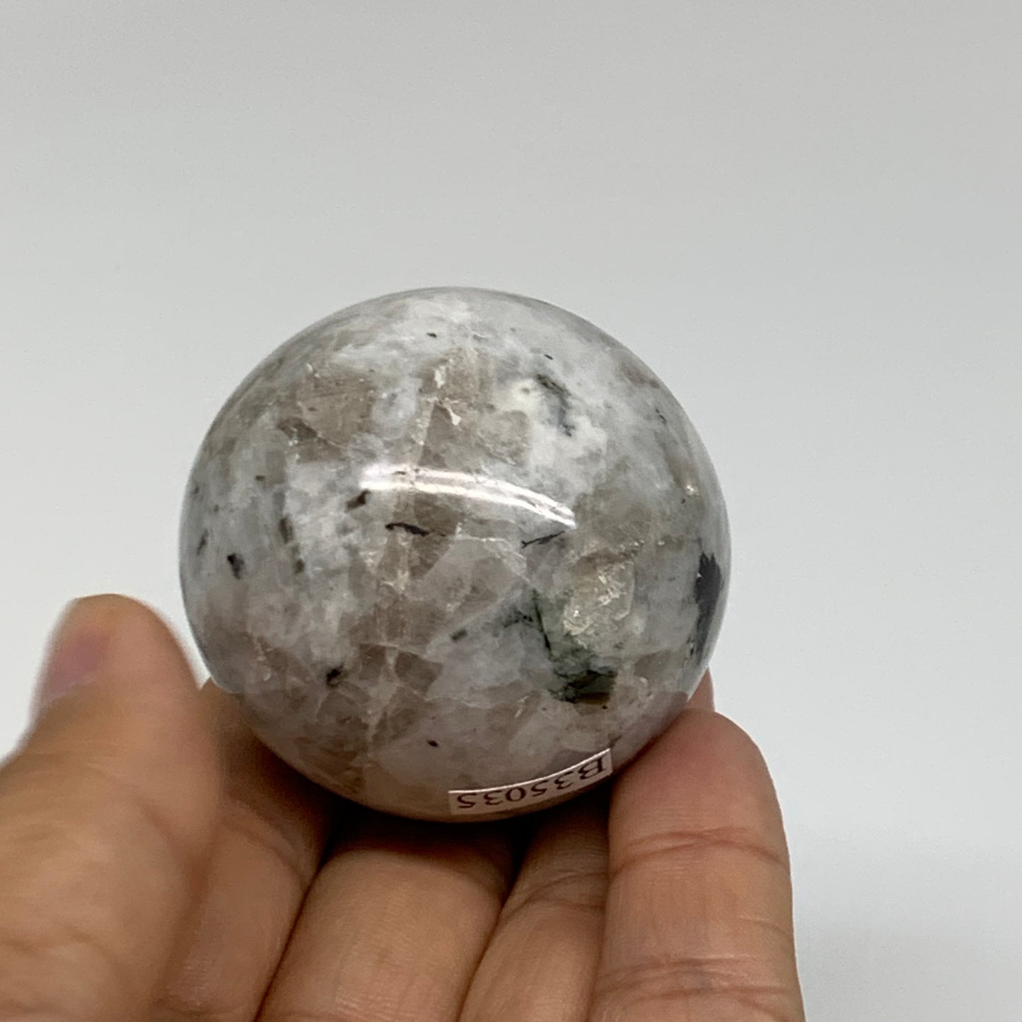 133.3g, 1.8"(44mm), Natural Rainbow Moonstone Sphere Ball Gemstone, B35035