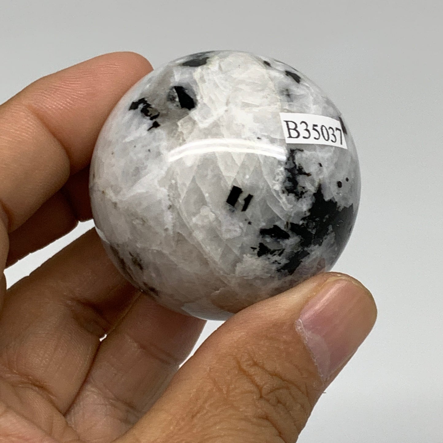 117.4g, 1.7"(43mm), Natural Rainbow Moonstone Sphere Ball Gemstone, B35037