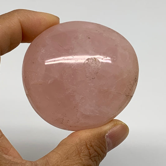 131.3g , 2.2"x2.1"x1.2", Natural Pink Rose Quartz Palm-stone Crystal, B37259