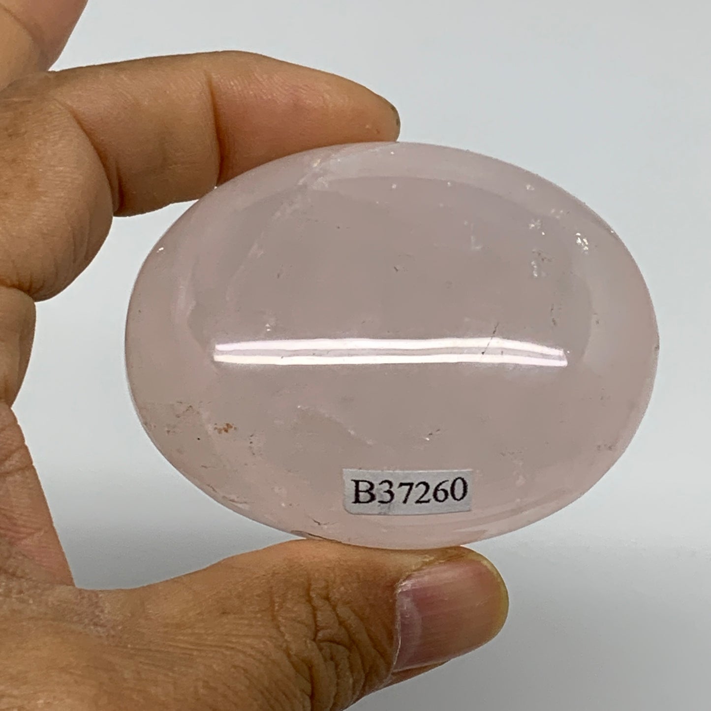 134.7g , 2.4"x1.9"x1.2", Natural Pink Rose Quartz Palm-stone Crystal, B37260