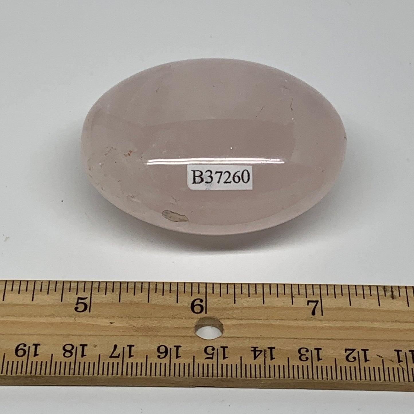 134.7g , 2.4"x1.9"x1.2", Natural Pink Rose Quartz Palm-stone Crystal, B37260