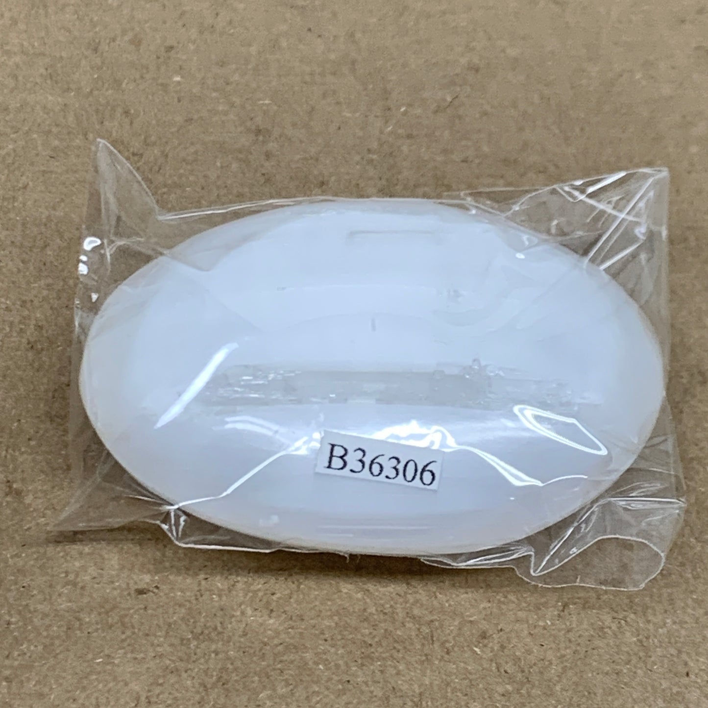 102g, 2.8"x2"x1", White Selenite Palmstone Crystal Pillow Reiki, B36306