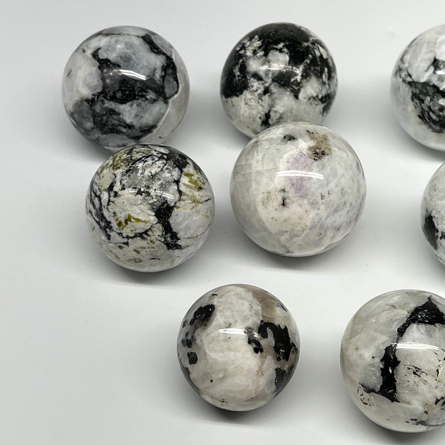 1050g, 1.5" - 2", 8pcs, Rainbow Moonstone Spheres Gemstones @India, B21424