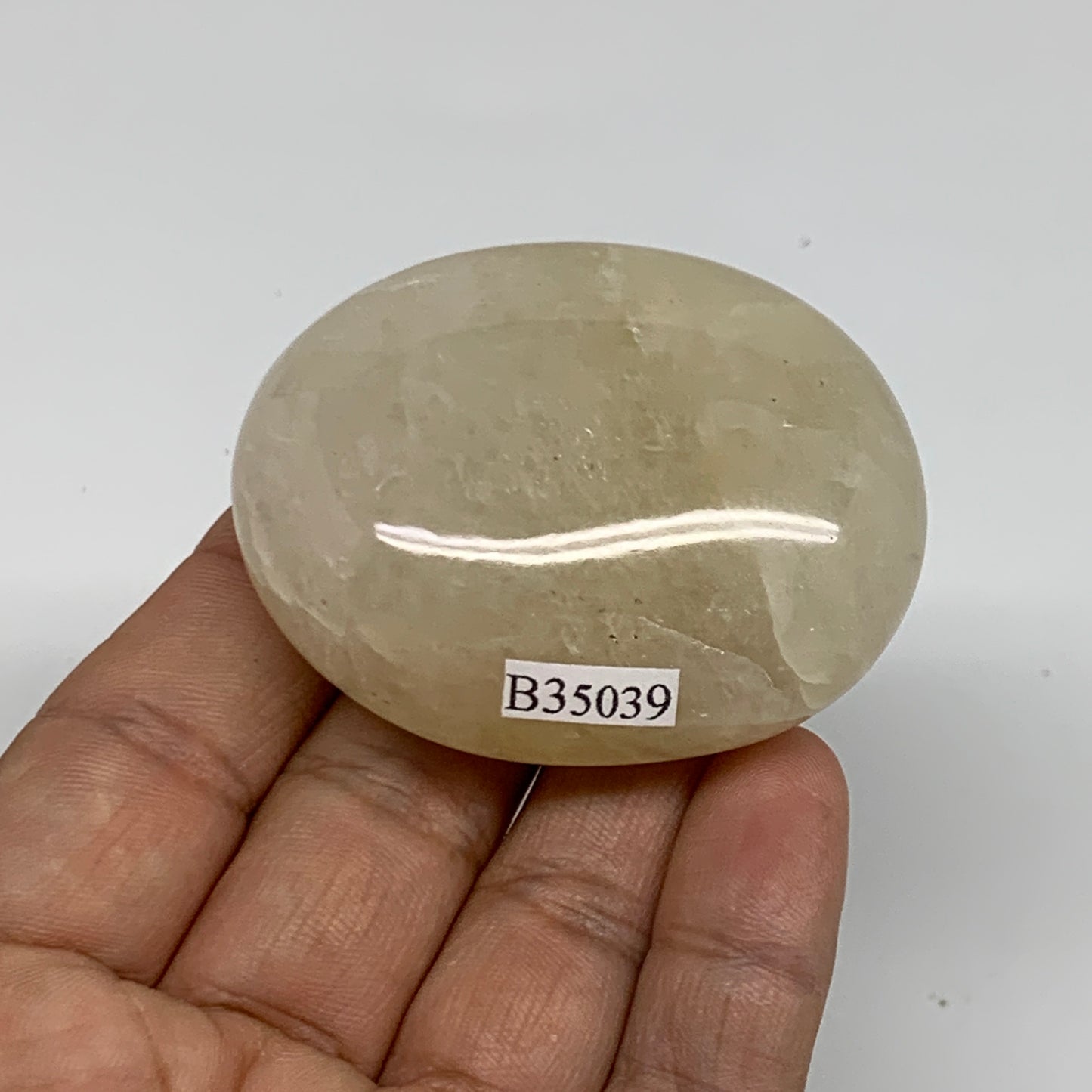 87.1g, 2.2"x1.8"x0.9", Yellow Aventurine Palm-Stone Crystal Stone, B35039