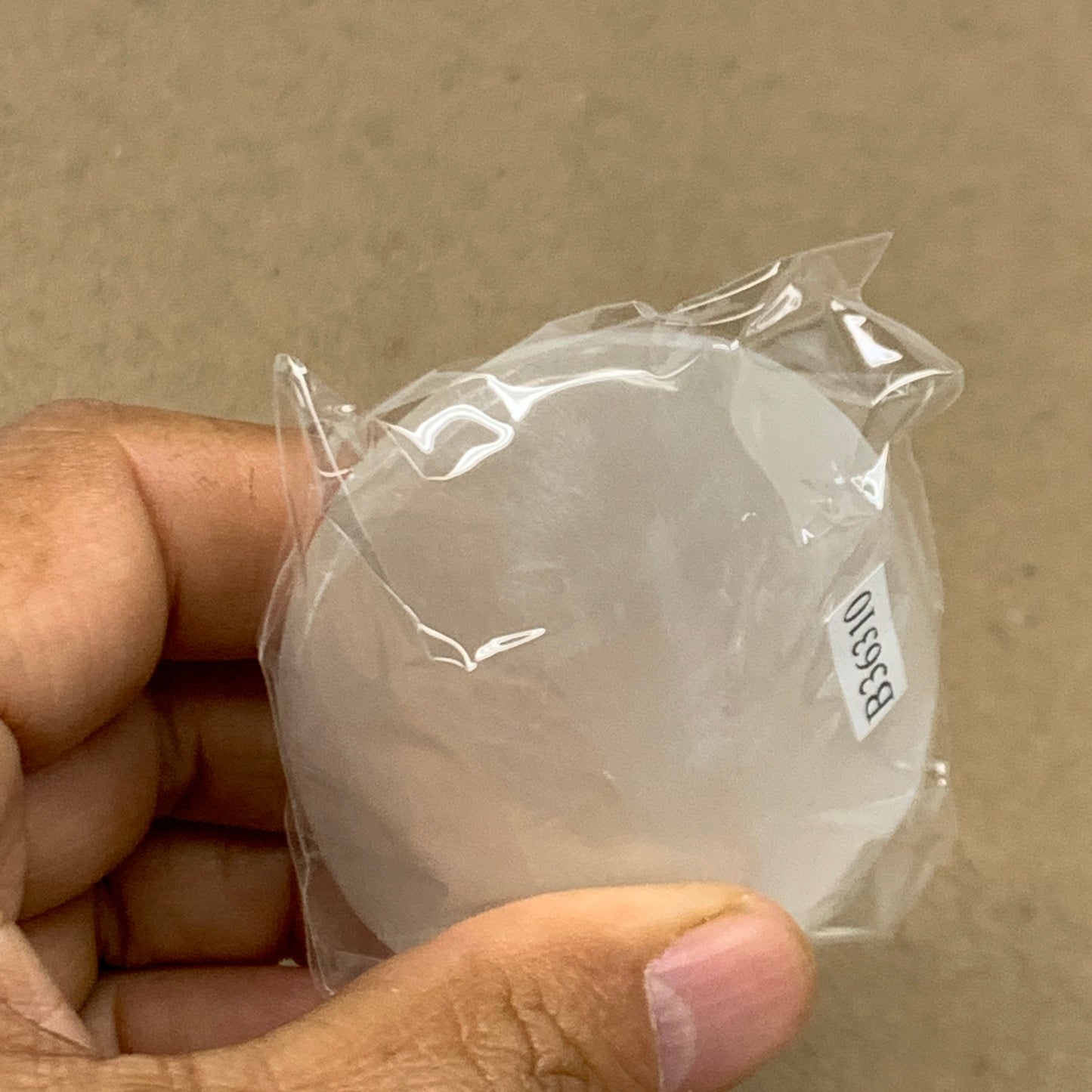 98g, 2.7"x1.9"x1", White Selenite Palmstone Crystal Pillow Reiki, B36310