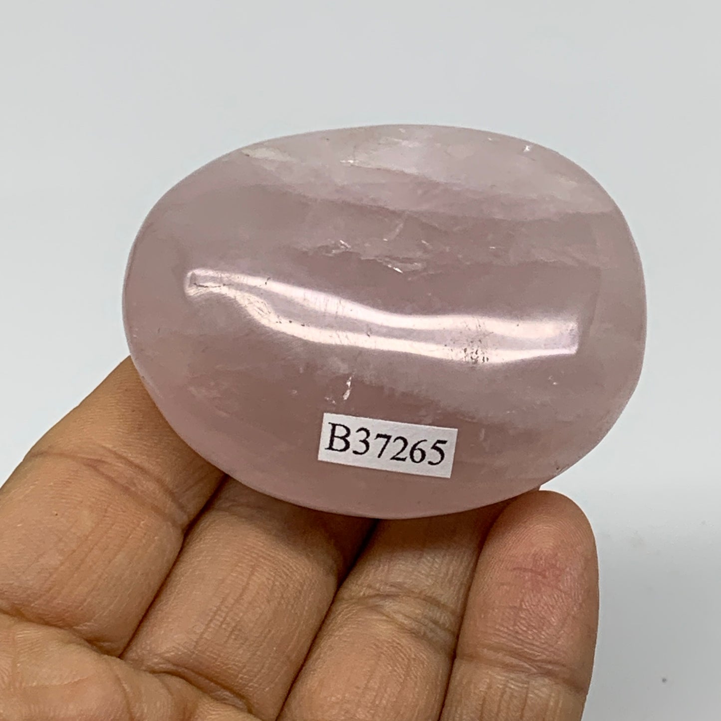 102.6g , 2.3"x1.9"x0.9", Natural Pink Rose Quartz Palm-stone Crystal, B37265