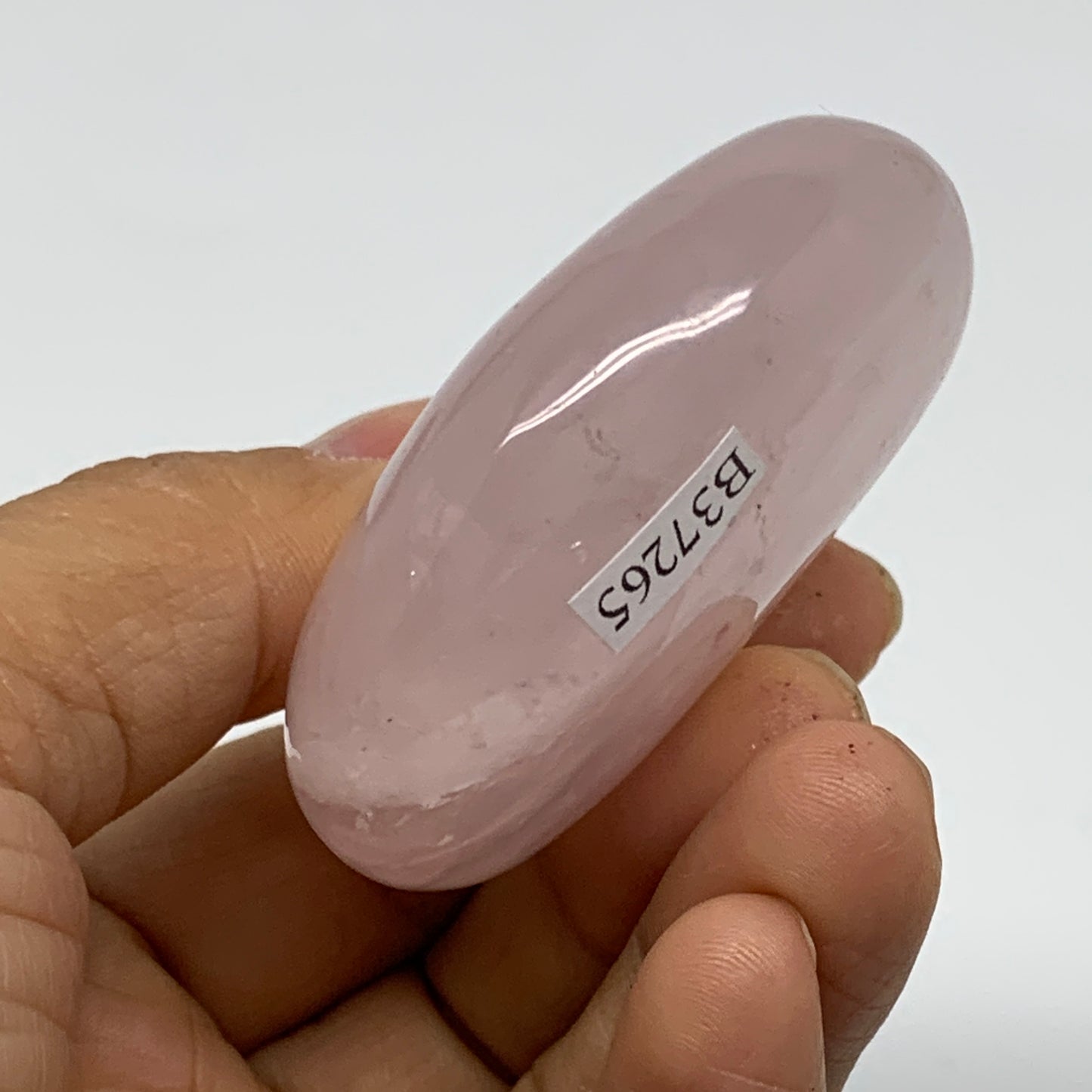 102.6g , 2.3"x1.9"x0.9", Natural Pink Rose Quartz Palm-stone Crystal, B37265