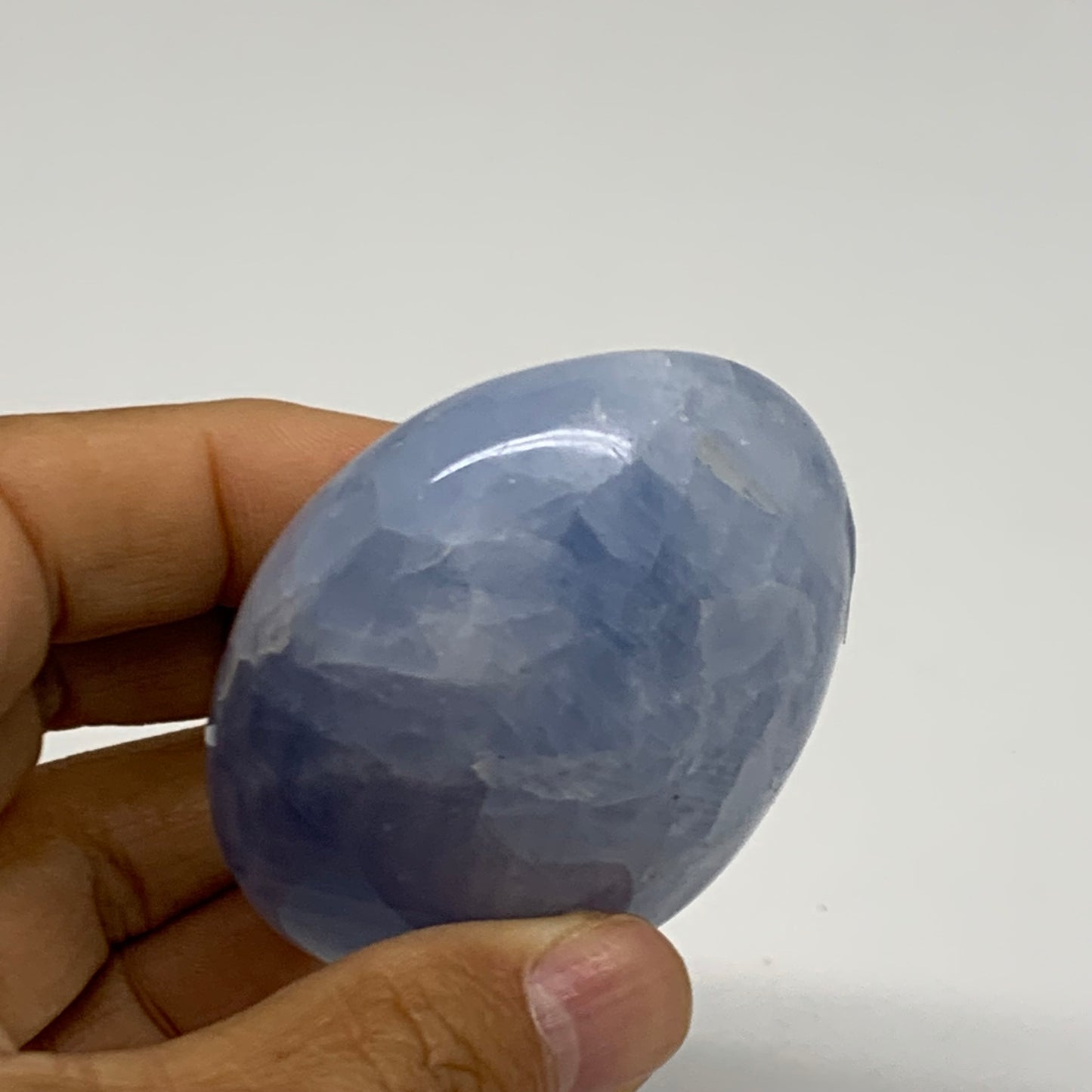 161.5g, 2.5"x2"x1.3" Blue Calcite Palm-Stone Polished Tumbled, B38107