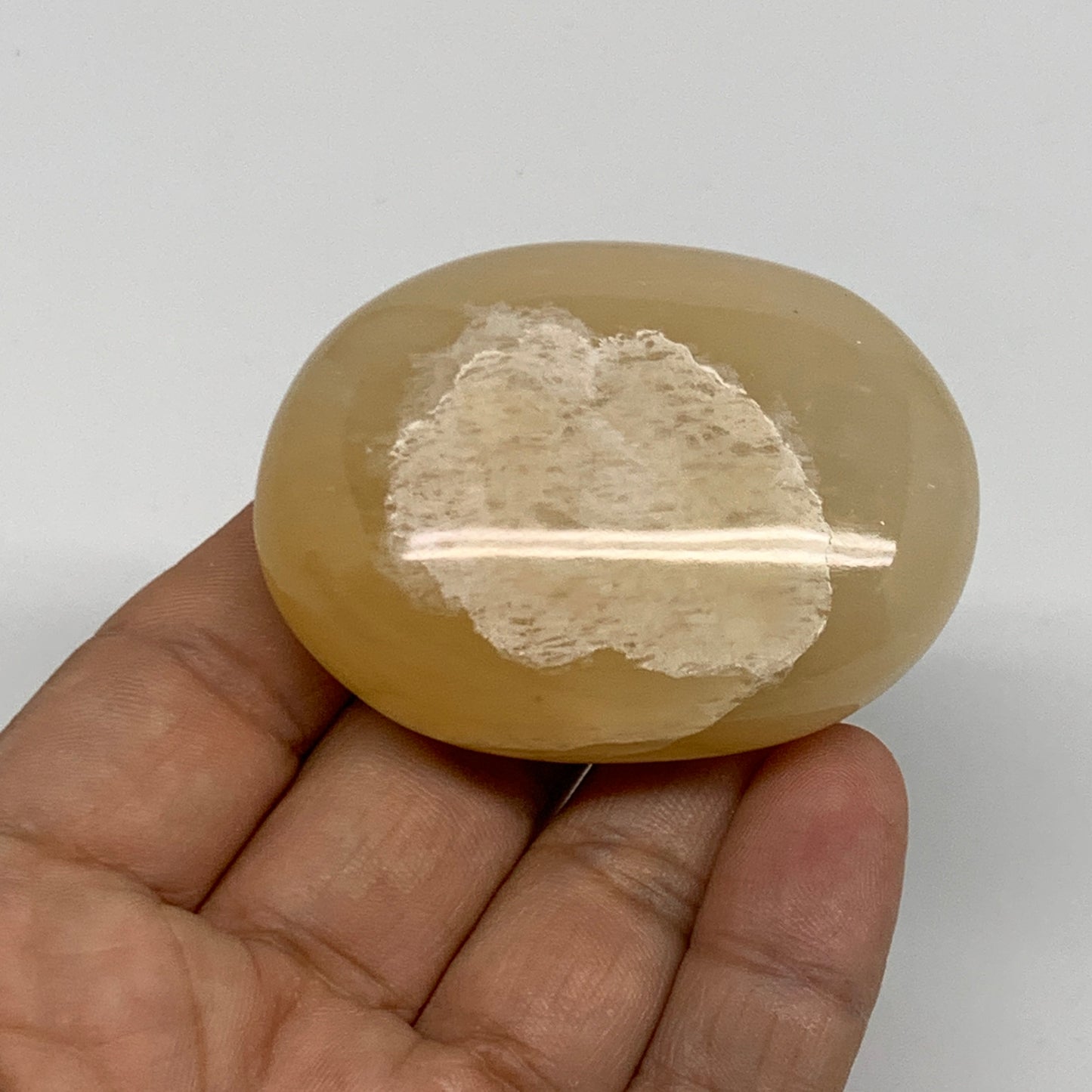 83.4g, 2.2"x1.7"x0.9", Yellow Aventurine Palm-Stone Crystal Stone, B35046