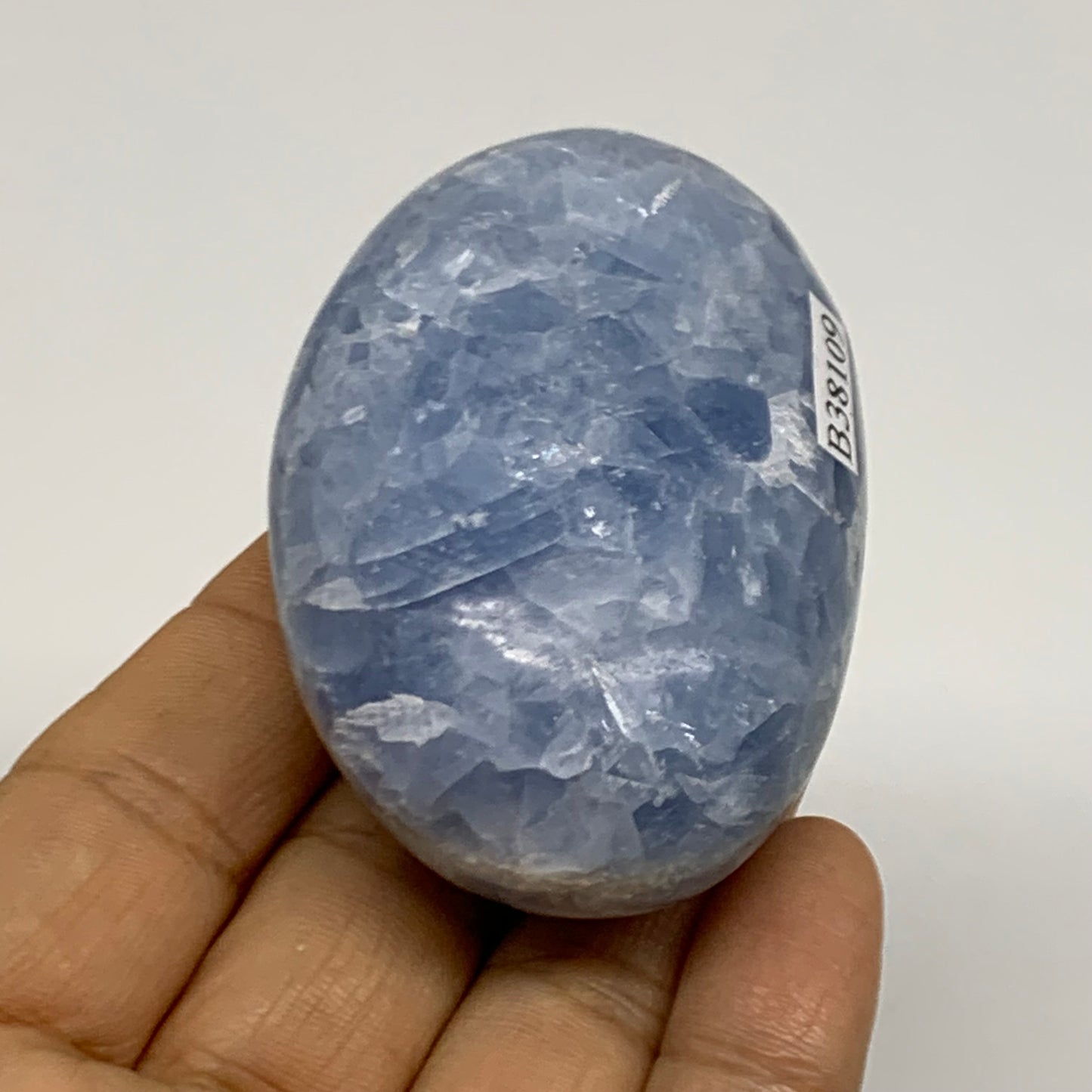 131.8g, 2.5"x1.7"x1.2" Blue Calcite Palm-Stone Polished Tumbled, B38109