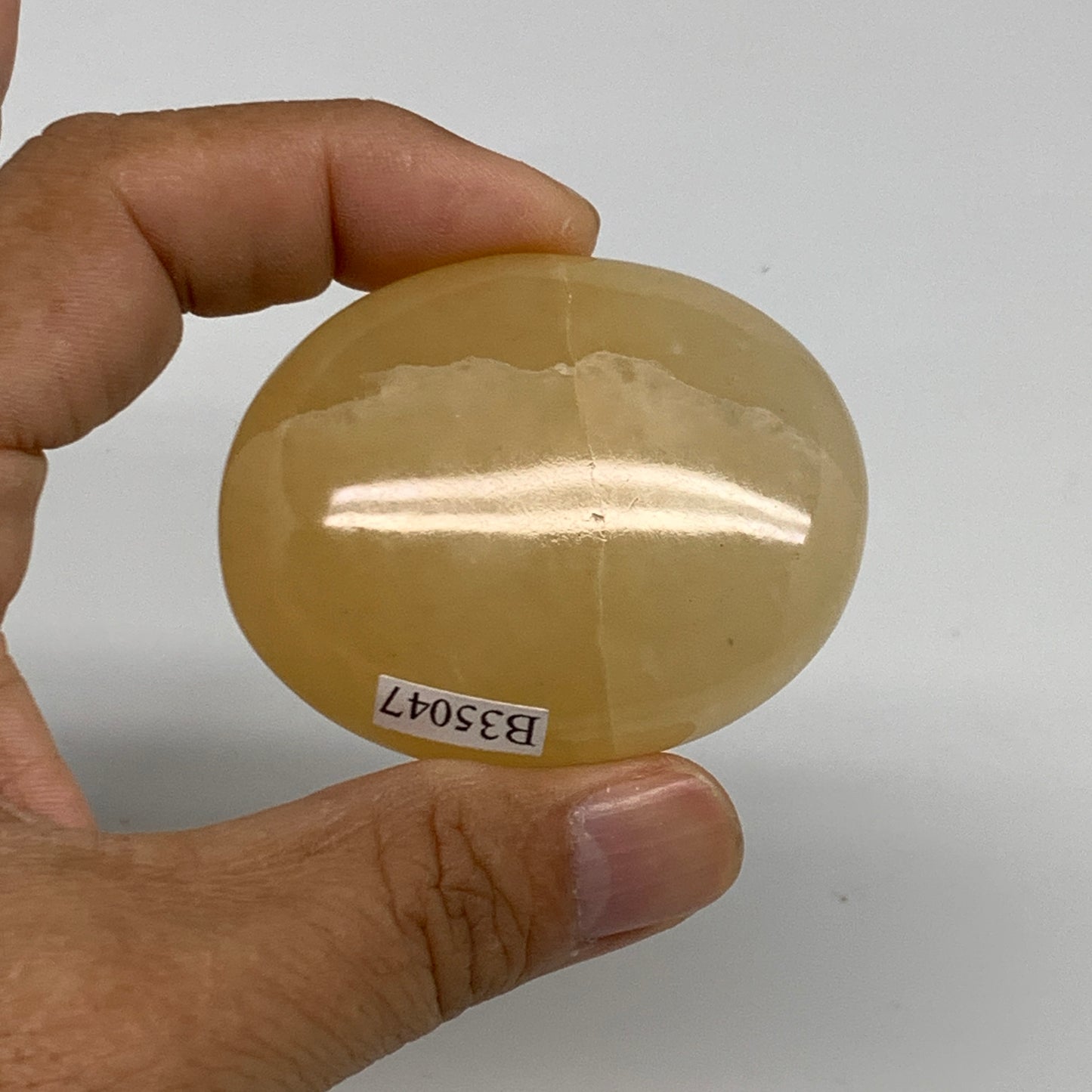 78.1g, 2.1"x1.7"x0.8", Yellow Aventurine Palm-Stone Crystal Stone, B35047