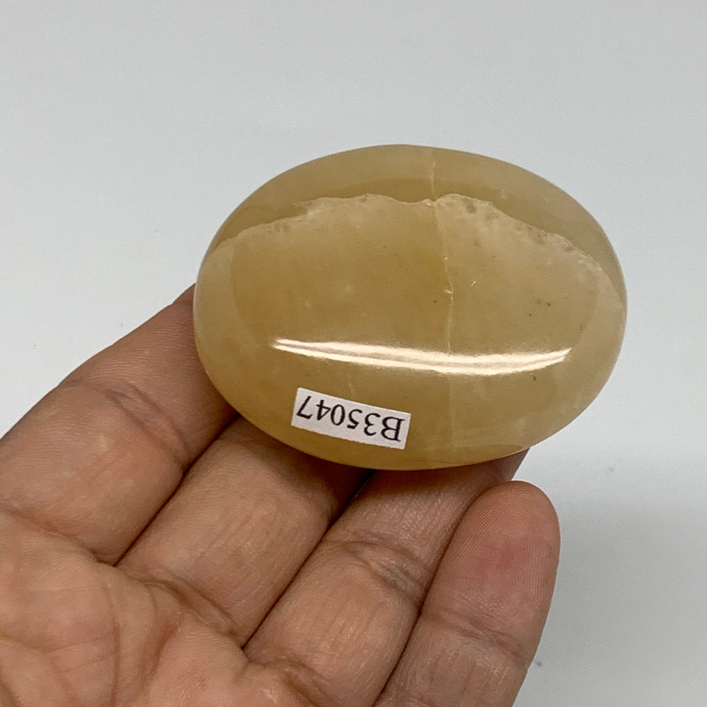 78.1g, 2.1"x1.7"x0.8", Yellow Aventurine Palm-Stone Crystal Stone, B35047