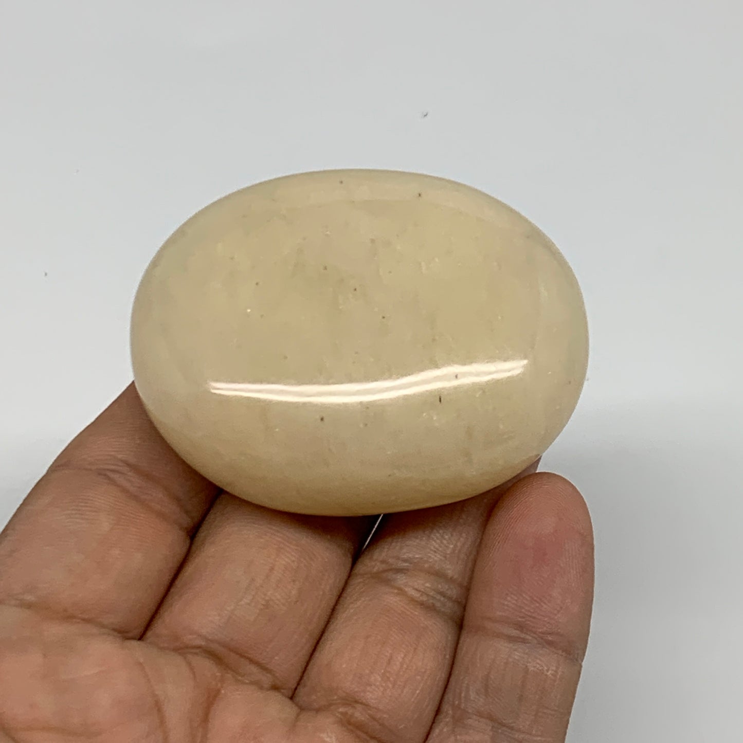 85.7g, 2.2"x1.7"x0.8", Yellow Aventurine Palm-Stone Crystal Stone, B35048