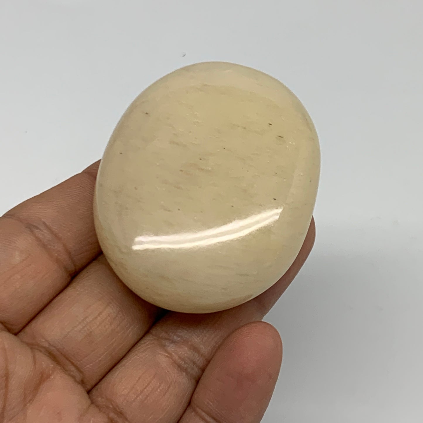 85.7g, 2.2"x1.7"x0.8", Yellow Aventurine Palm-Stone Crystal Stone, B35048