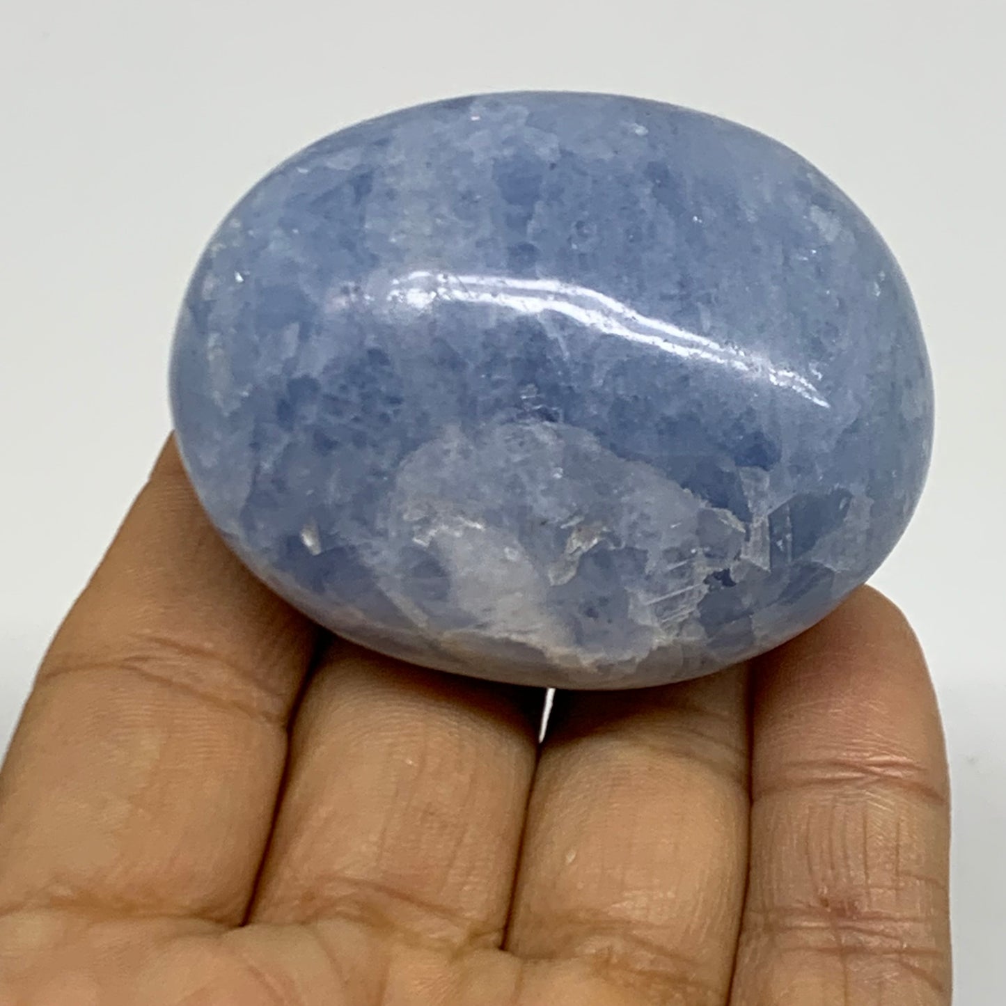 118.2g, 2.2"x1.8"x1.2" Blue Calcite Palm-Stone Polished Tumbled, B38112