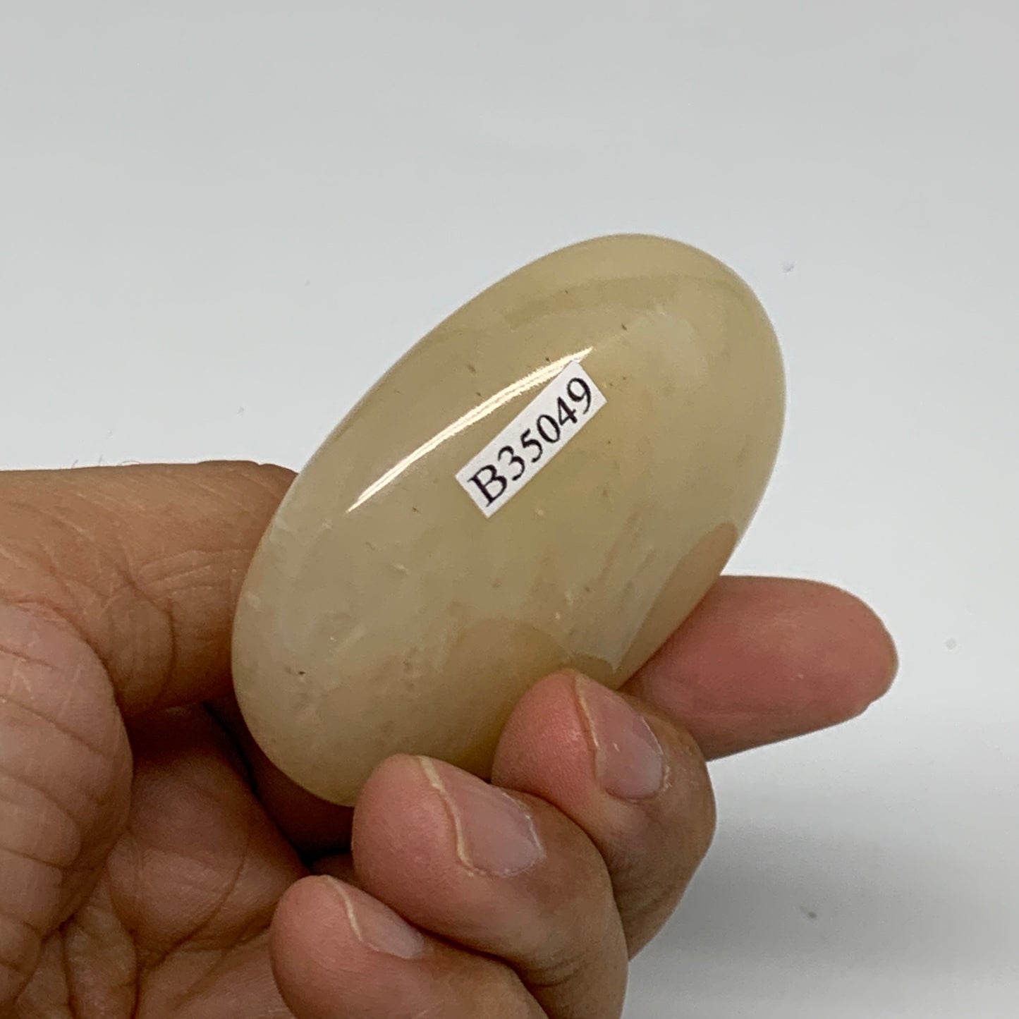 83.3g, 2.3"x1.7"x0.8", Yellow Aventurine Palm-Stone Crystal Stone, B35049