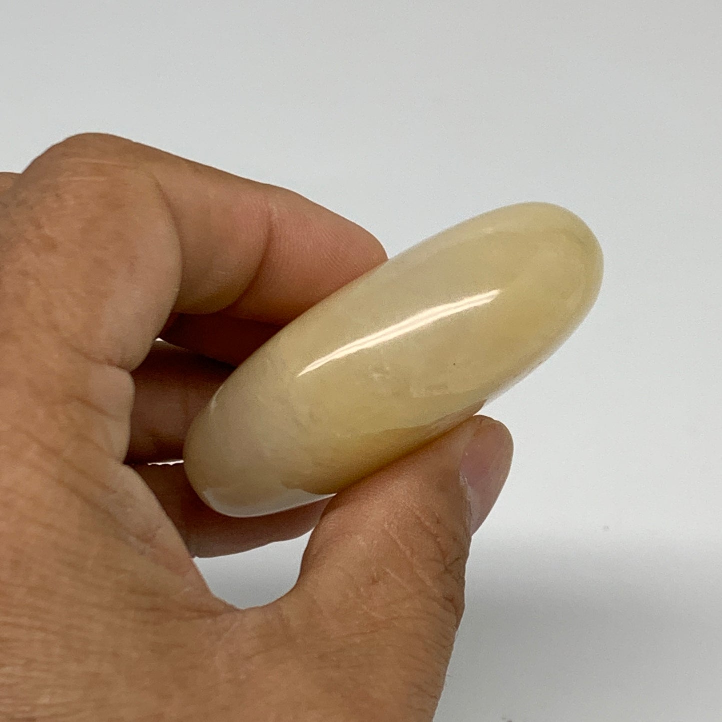 83.3g, 2.3"x1.7"x0.8", Yellow Aventurine Palm-Stone Crystal Stone, B35049