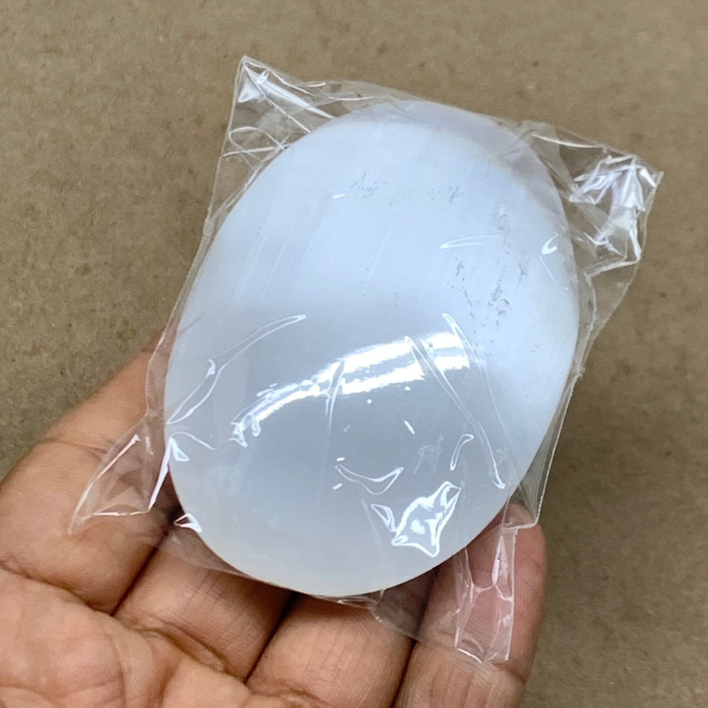 100g, 2.8"x1.9"x1", White Selenite Palmstone Crystal Pillow Reiki, B36360