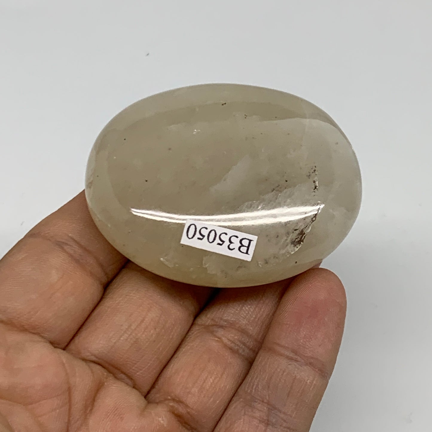 81.8g, 2.2"x1.7"x0.8", Yellow Aventurine Palm-Stone Crystal Stone, B35050