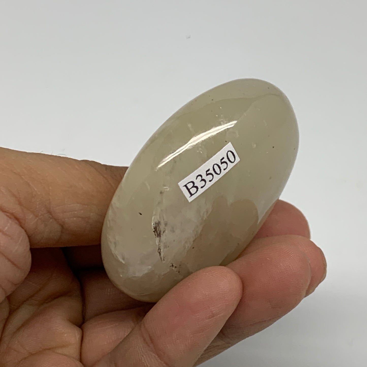 81.8g, 2.2"x1.7"x0.8", Yellow Aventurine Palm-Stone Crystal Stone, B35050