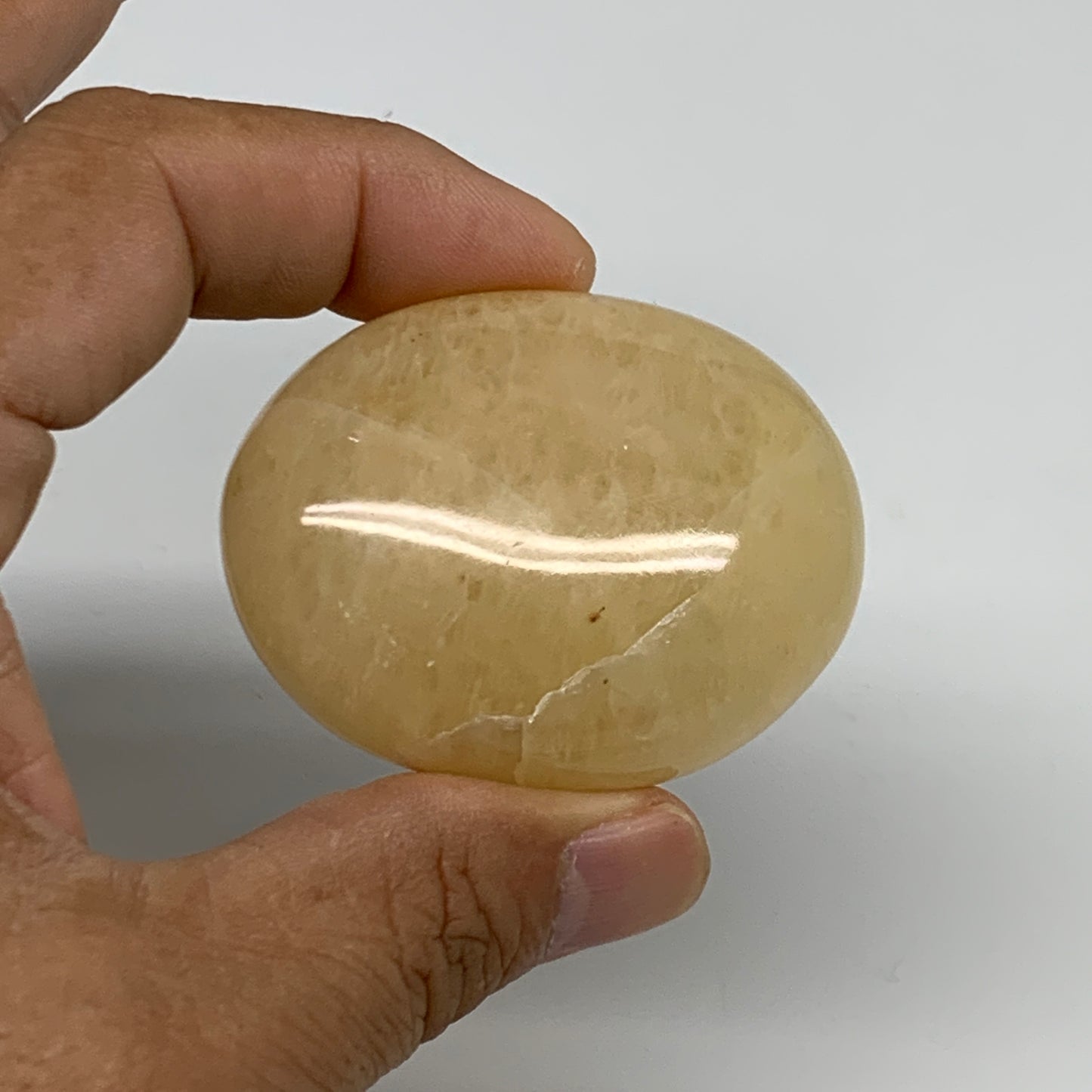 76.3g, 2.1"x1.6"x0.9", Yellow Aventurine Palm-Stone Crystal Stone, B35051