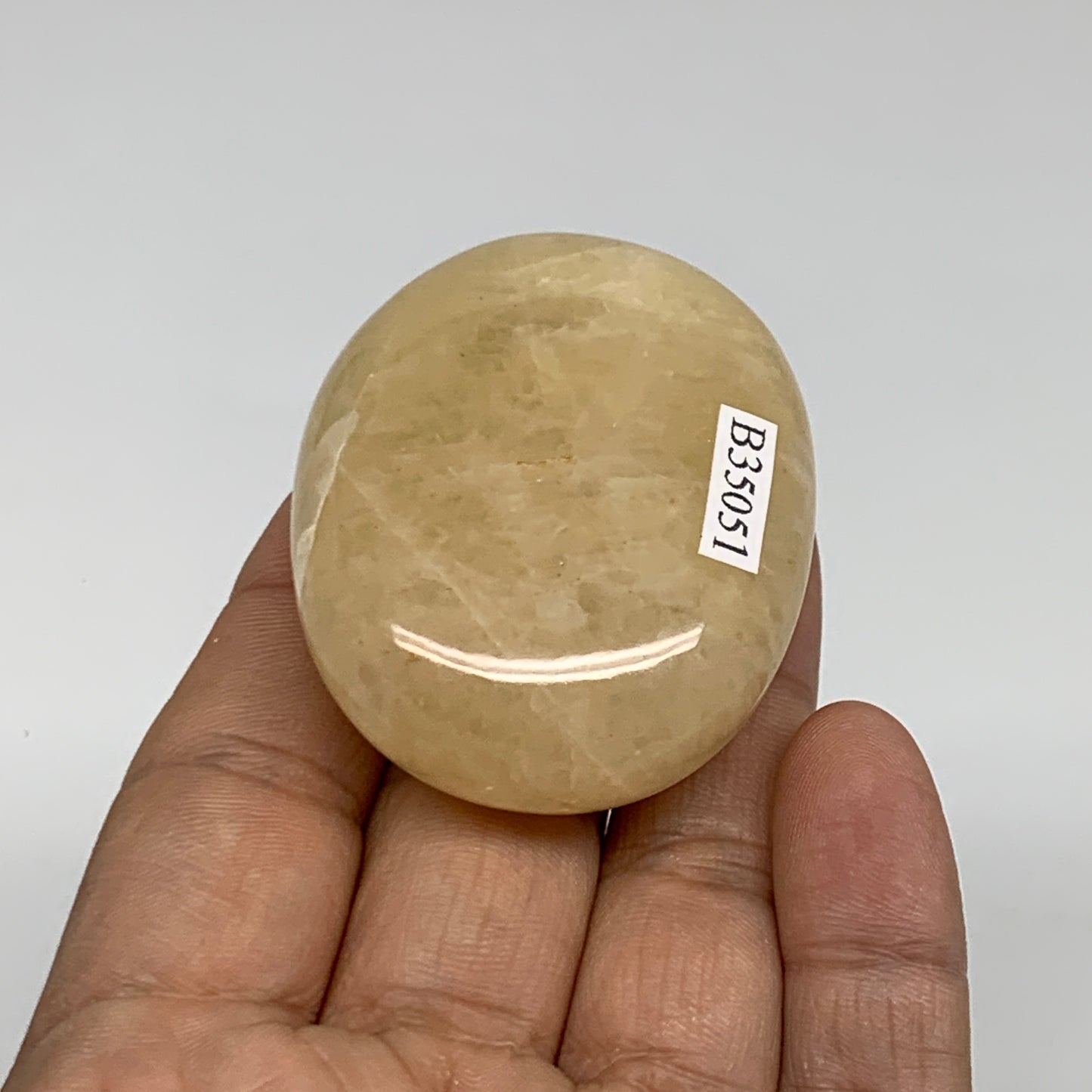 76.3g, 2.1"x1.6"x0.9", Yellow Aventurine Palm-Stone Crystal Stone, B35051