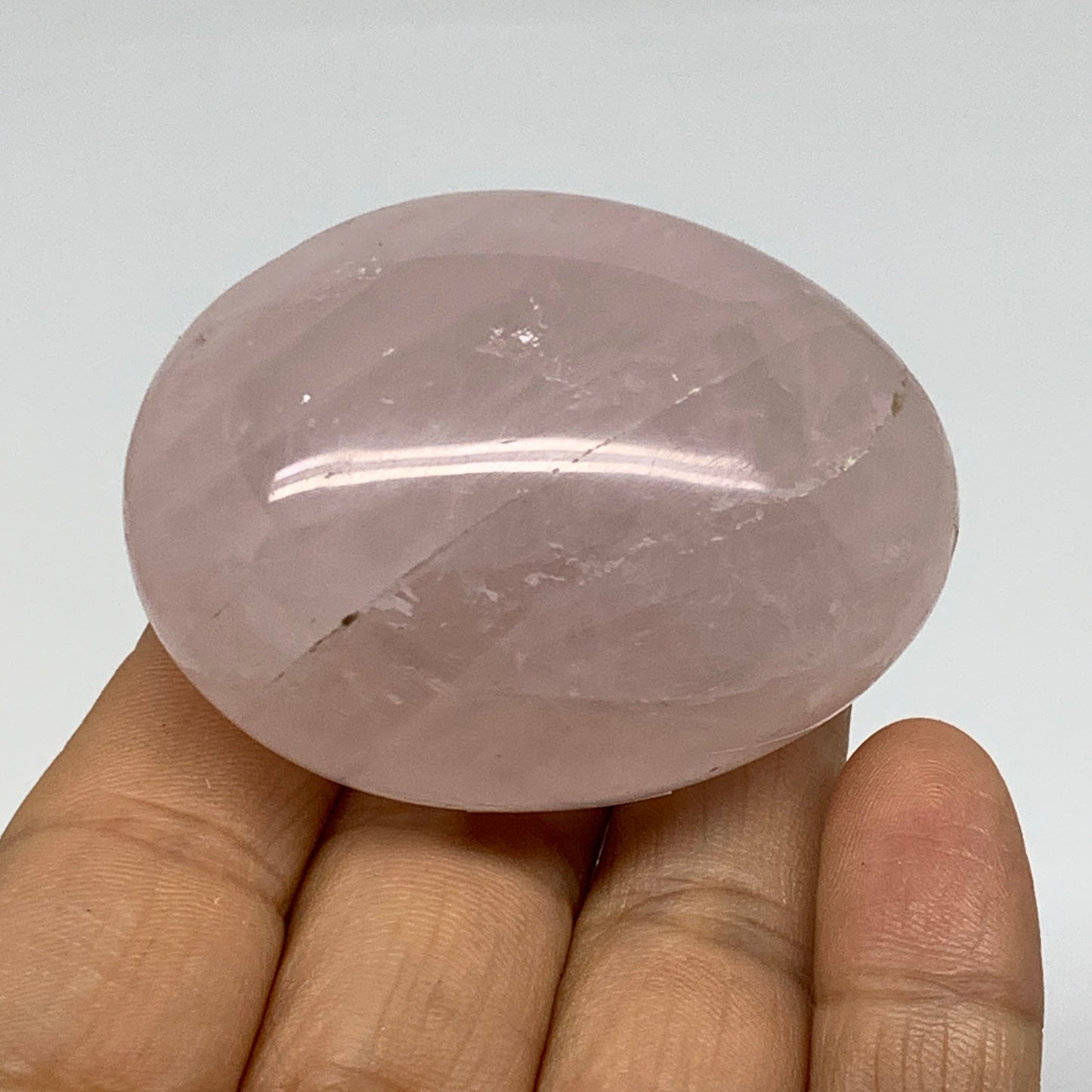 100g , 2.2"x1.7"x1.2", Natural Pink Rose Quartz Palm-stone Crystal, B37277