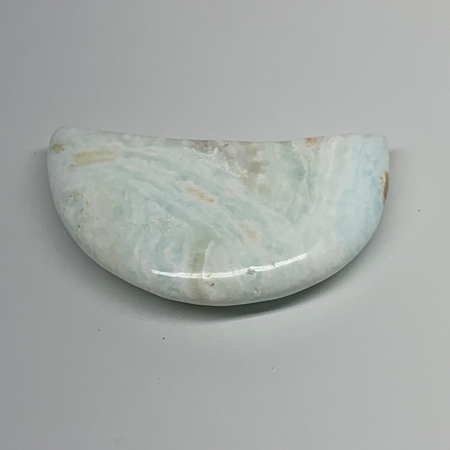 144.3g, 3.5"x1.9"x0.8", Caribbean Calcite Moon Crescent Gemstone, B33624