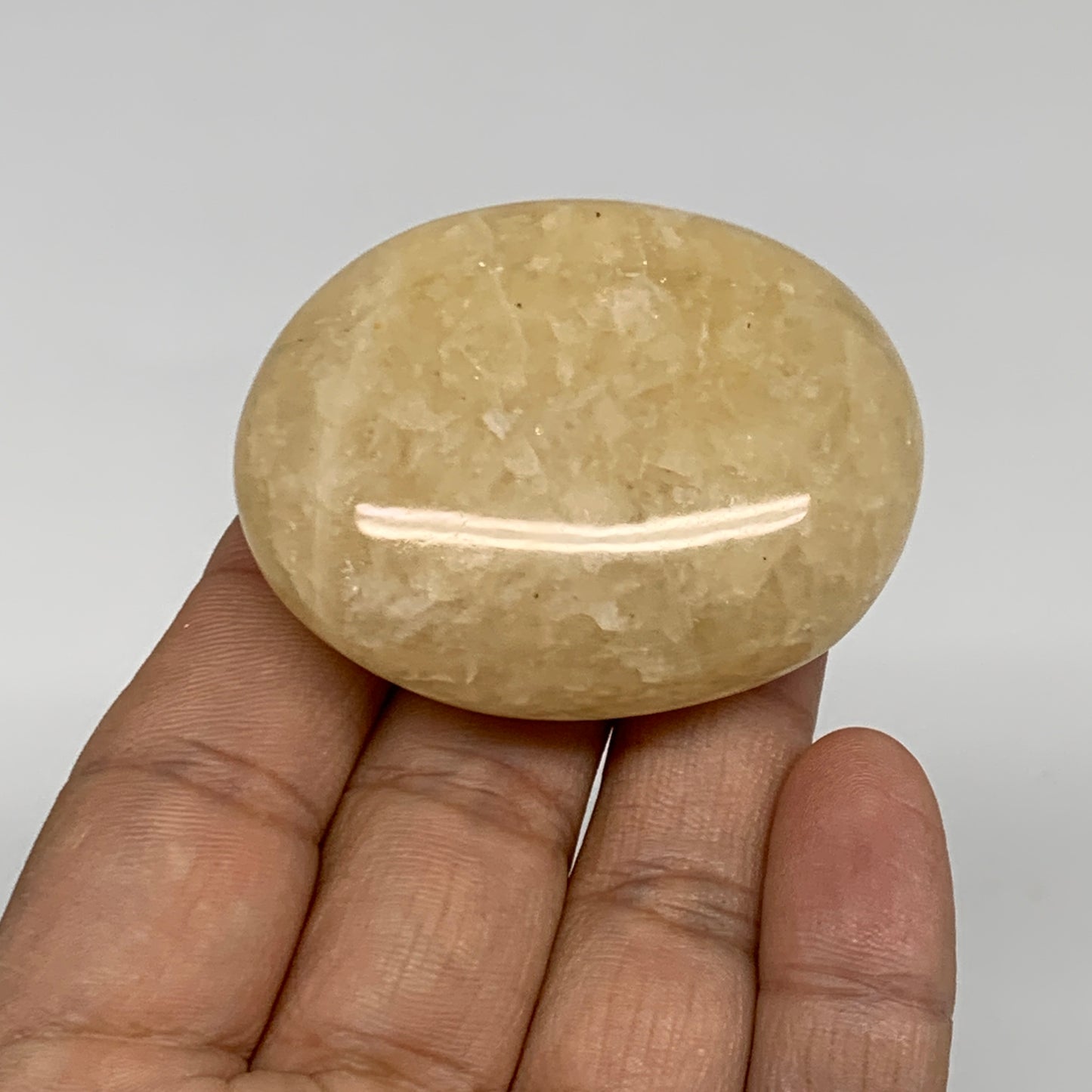 72.2g, 2.1"x1.7"x0.8", Yellow Aventurine Palm-Stone Crystal Stone, B35052