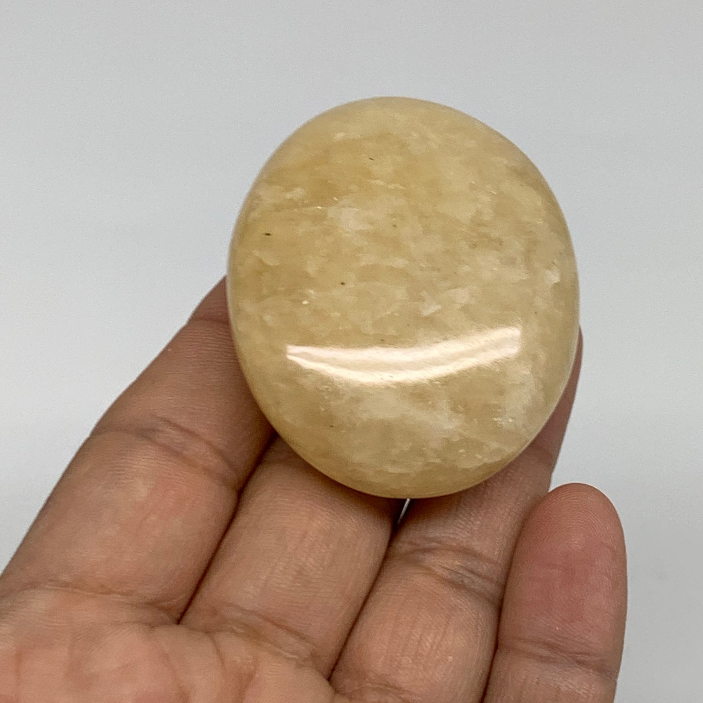 72.2g, 2.1"x1.7"x0.8", Yellow Aventurine Palm-Stone Crystal Stone, B35052