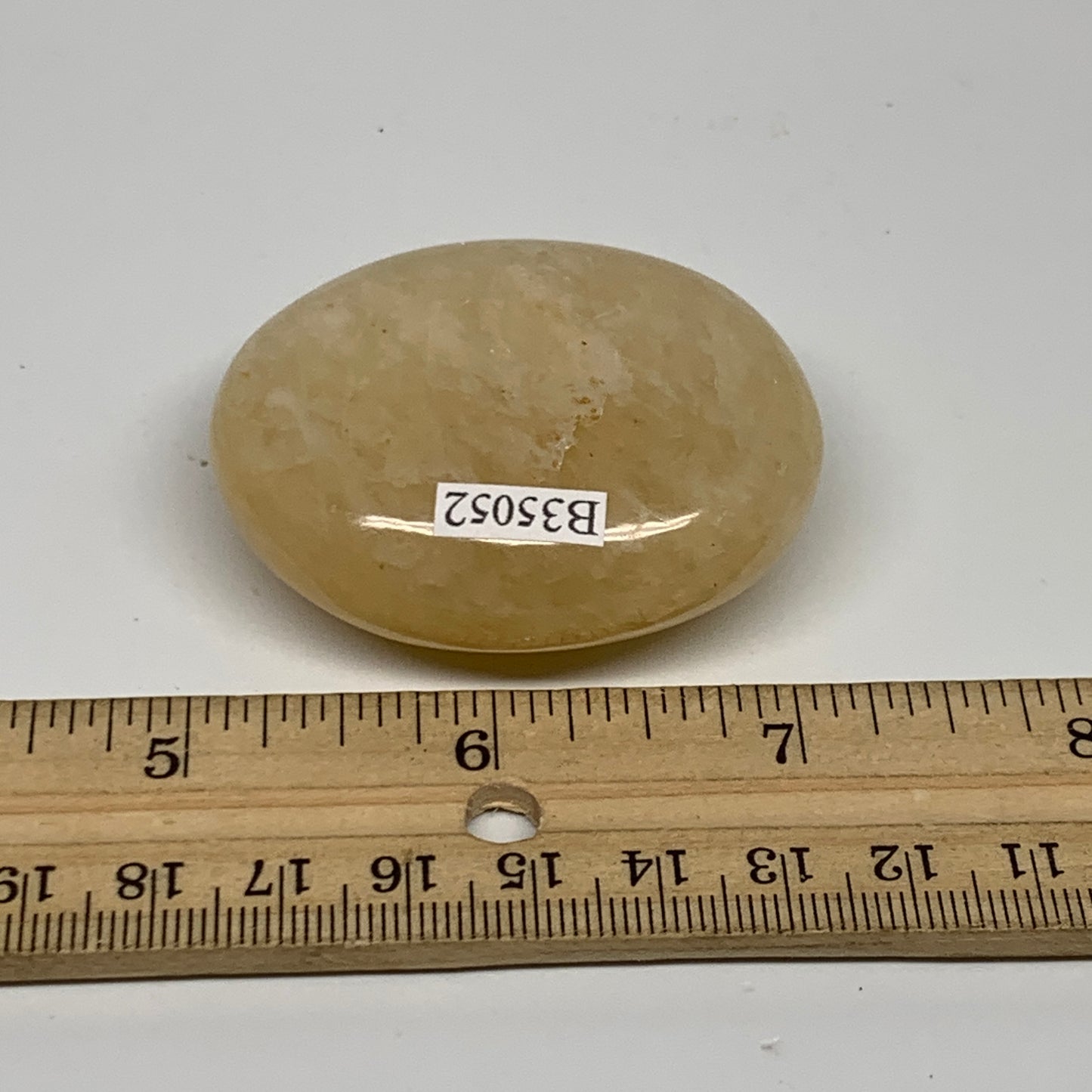 72.2g, 2.1"x1.7"x0.8", Yellow Aventurine Palm-Stone Crystal Stone, B35052