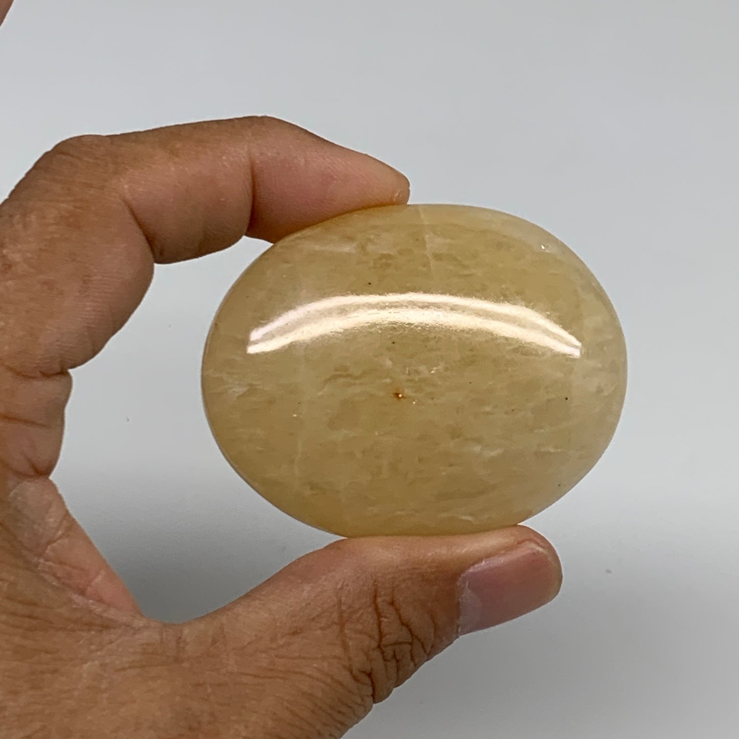 78.6g, 2.2"x1.7"x0.8", Yellow Aventurine Palm-Stone Crystal Stone, B35053