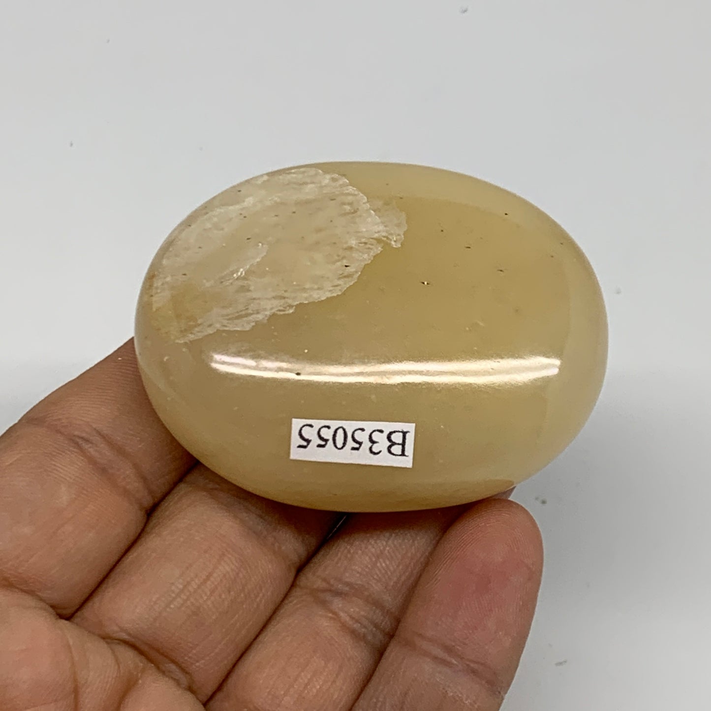 83.7g, 2.2"x1.7"x0.8", Yellow Aventurine Palm-Stone Crystal Stone, B35055