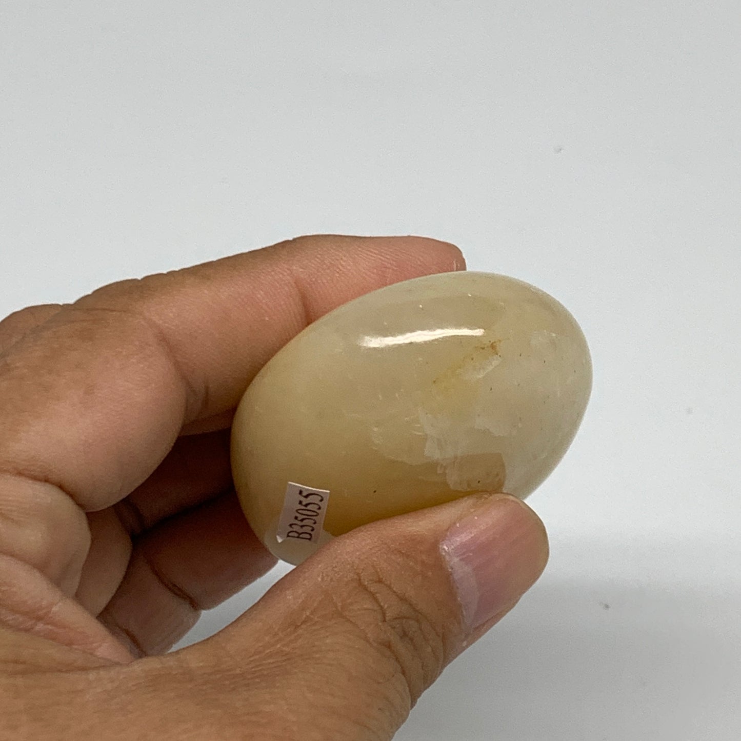 83.7g, 2.2"x1.7"x0.8", Yellow Aventurine Palm-Stone Crystal Stone, B35055
