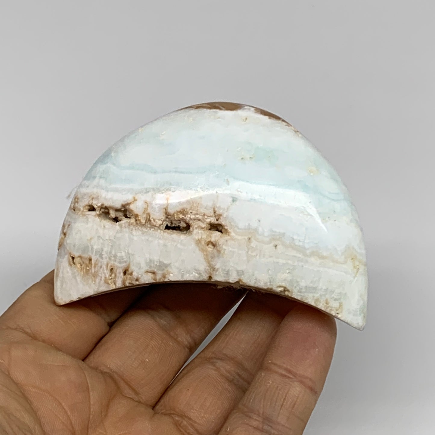 142.3g, 2.8"x1.7"x1.2", Caribbean Calcite Moon Crescent Gemstone, B33630