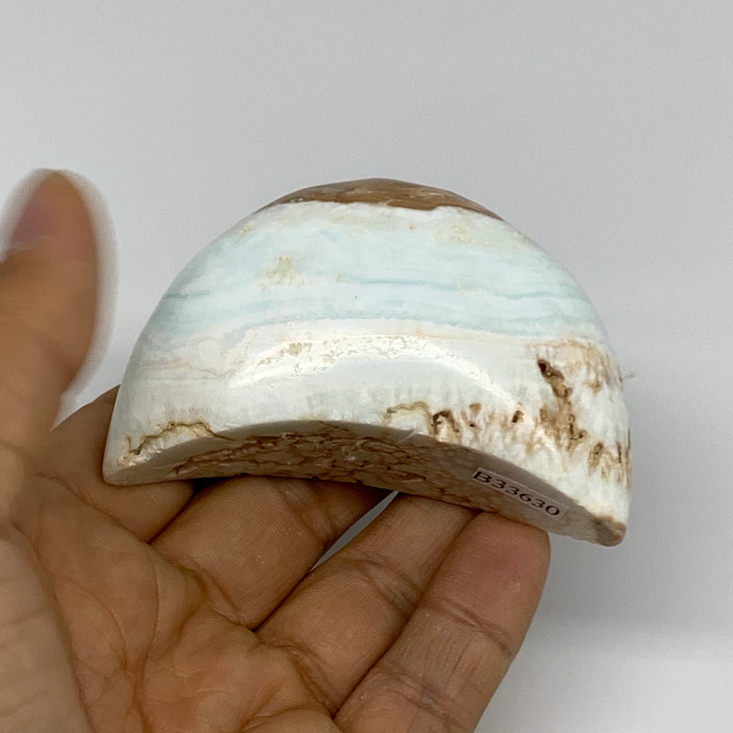 142.3g, 2.8"x1.7"x1.2", Caribbean Calcite Moon Crescent Gemstone, B33630