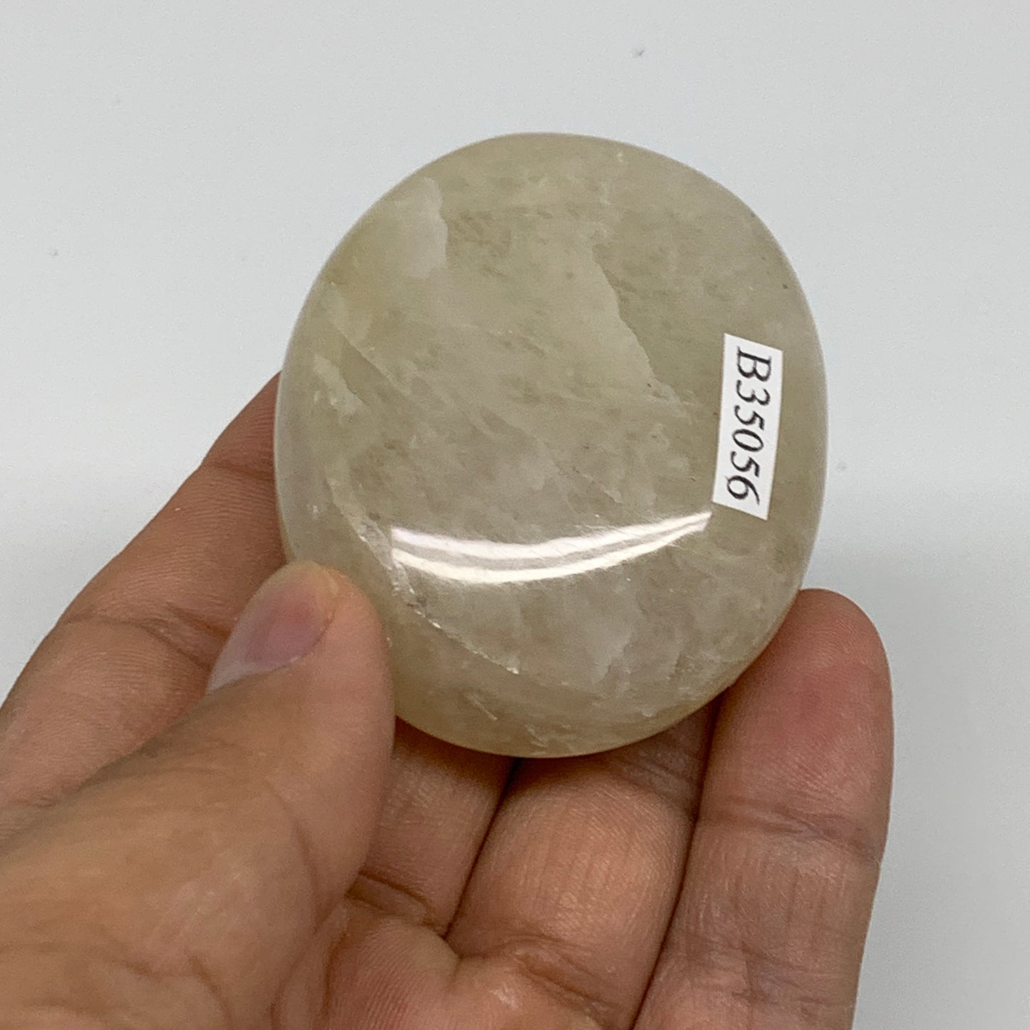 80g, 2.1"x1.7"x0.9", Yellow Aventurine Palm-Stone Crystal Stone, B35056