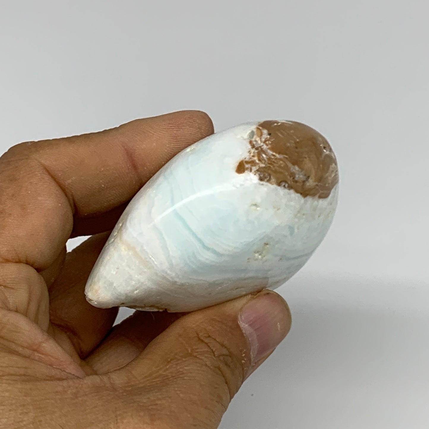 142.3g, 2.8"x1.7"x1.2", Caribbean Calcite Moon Crescent Gemstone, B33630