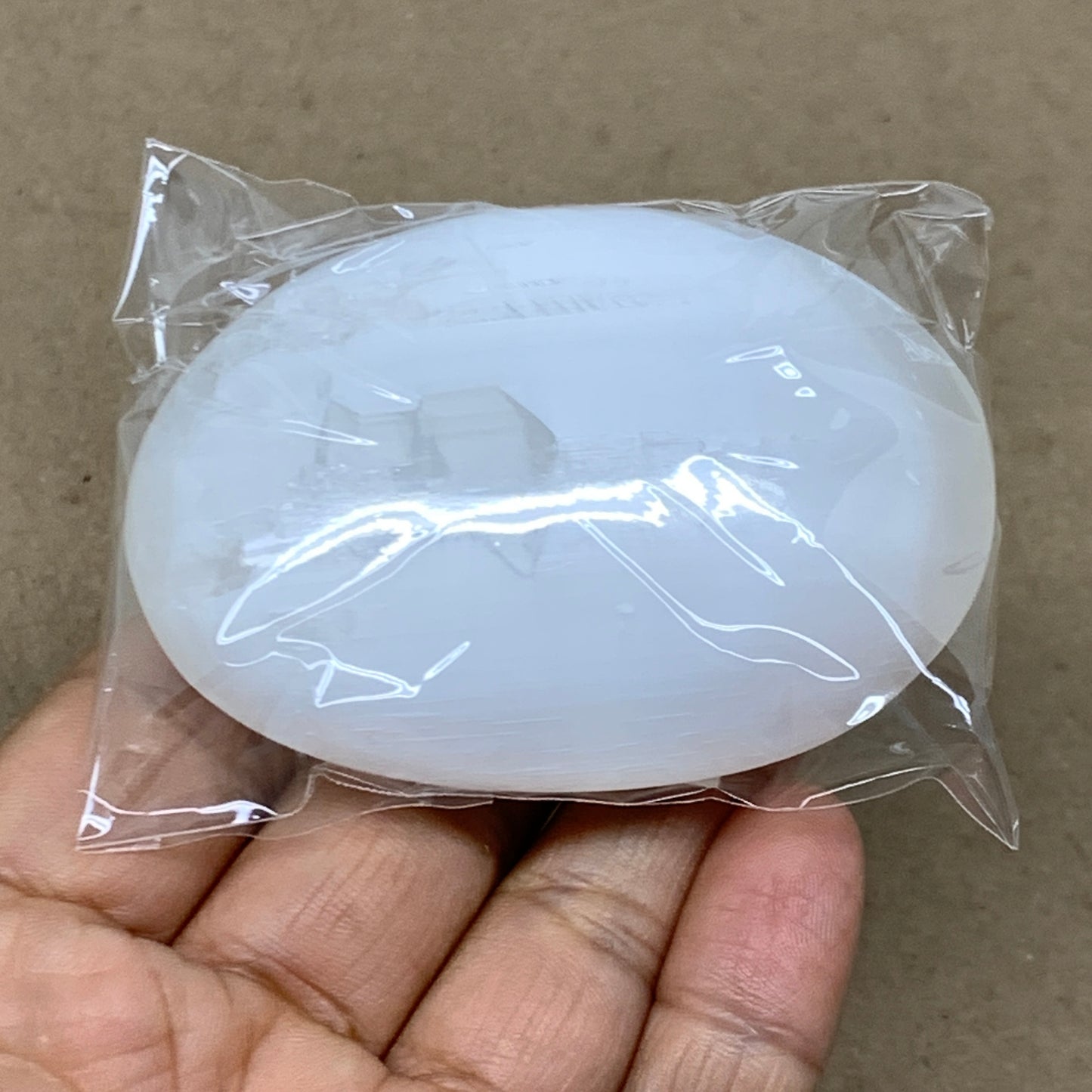 101g, 2.8"x2"x1", White Selenite Palmstone Crystal Pillow Reiki, B36368
