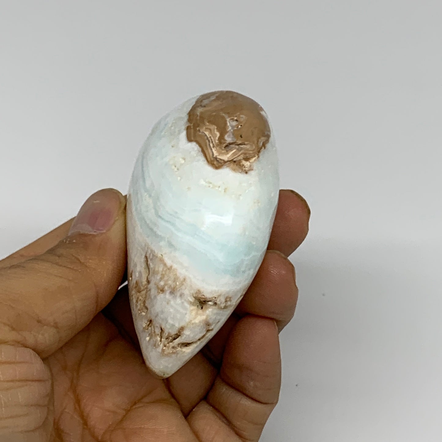 142.3g, 2.8"x1.7"x1.2", Caribbean Calcite Moon Crescent Gemstone, B33630